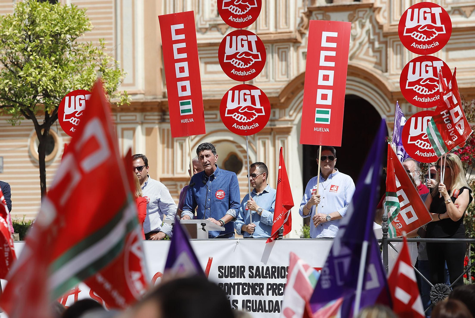 Las imágenes más destacadas del domingo 1 de mayo en Huelva