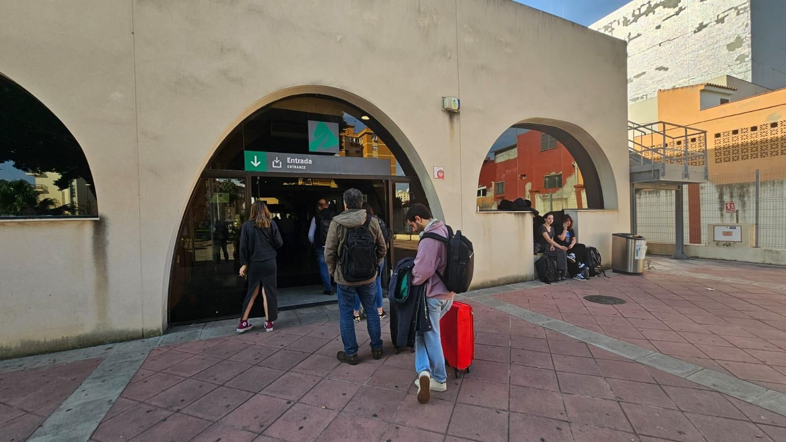 Entrada a la estación de Renfe en Algeciras.