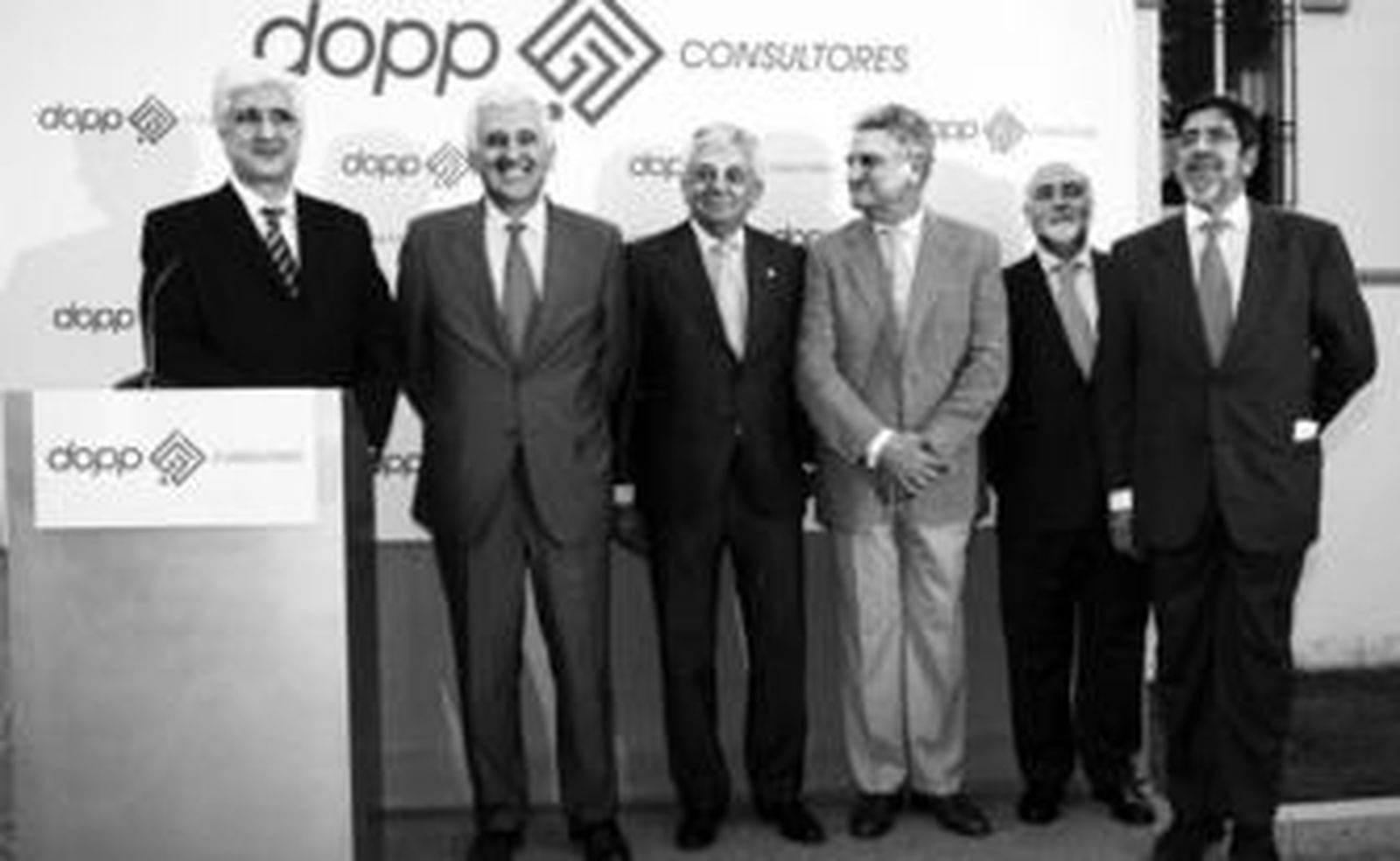 José Ramón Bécares, Santiago Herrero, Francisco Herrero, Rafael Á. Colunga, Antonio Carrillo y Juan Llimona.