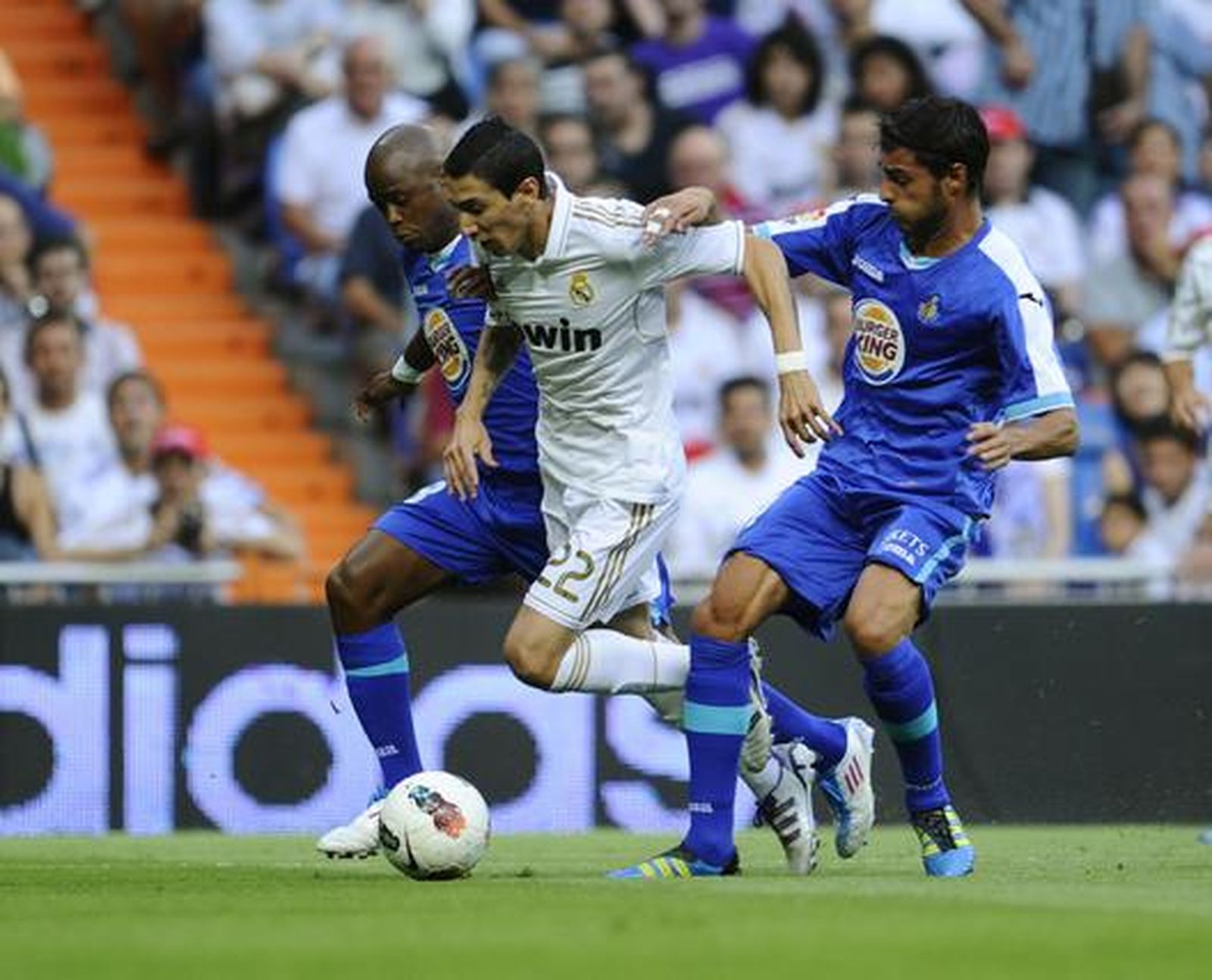 El Real Madrid cumple ante el Getafe en el Bernabéu (4-2). / AFP