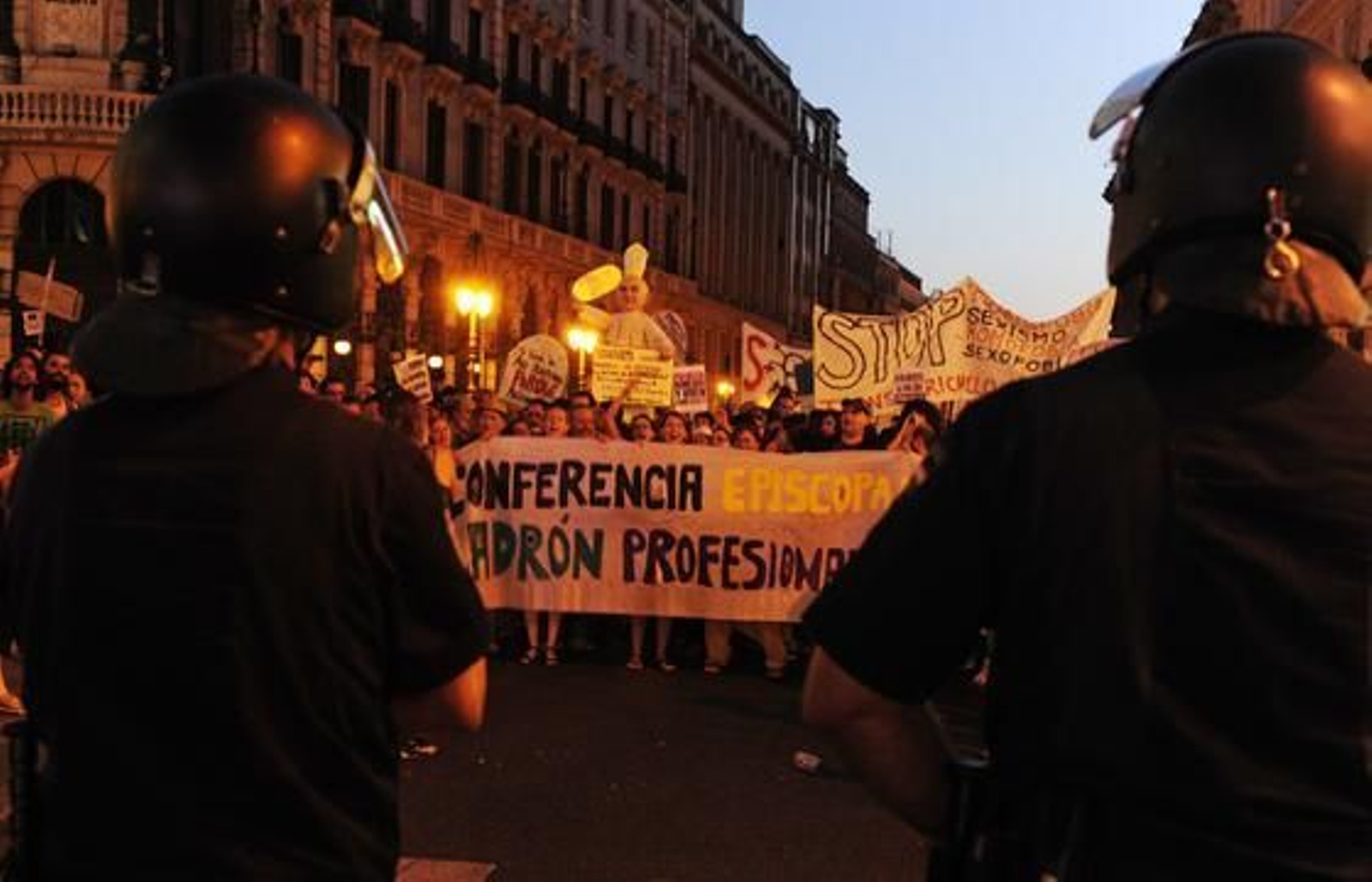 Desalojo de la Puerta del Sol.

Foto: AFP