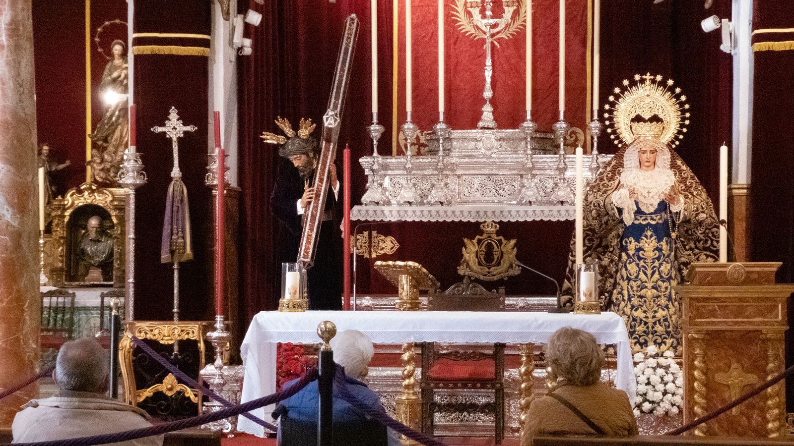 Altar extraordinario para Semana Santa de la Hermandad de la O