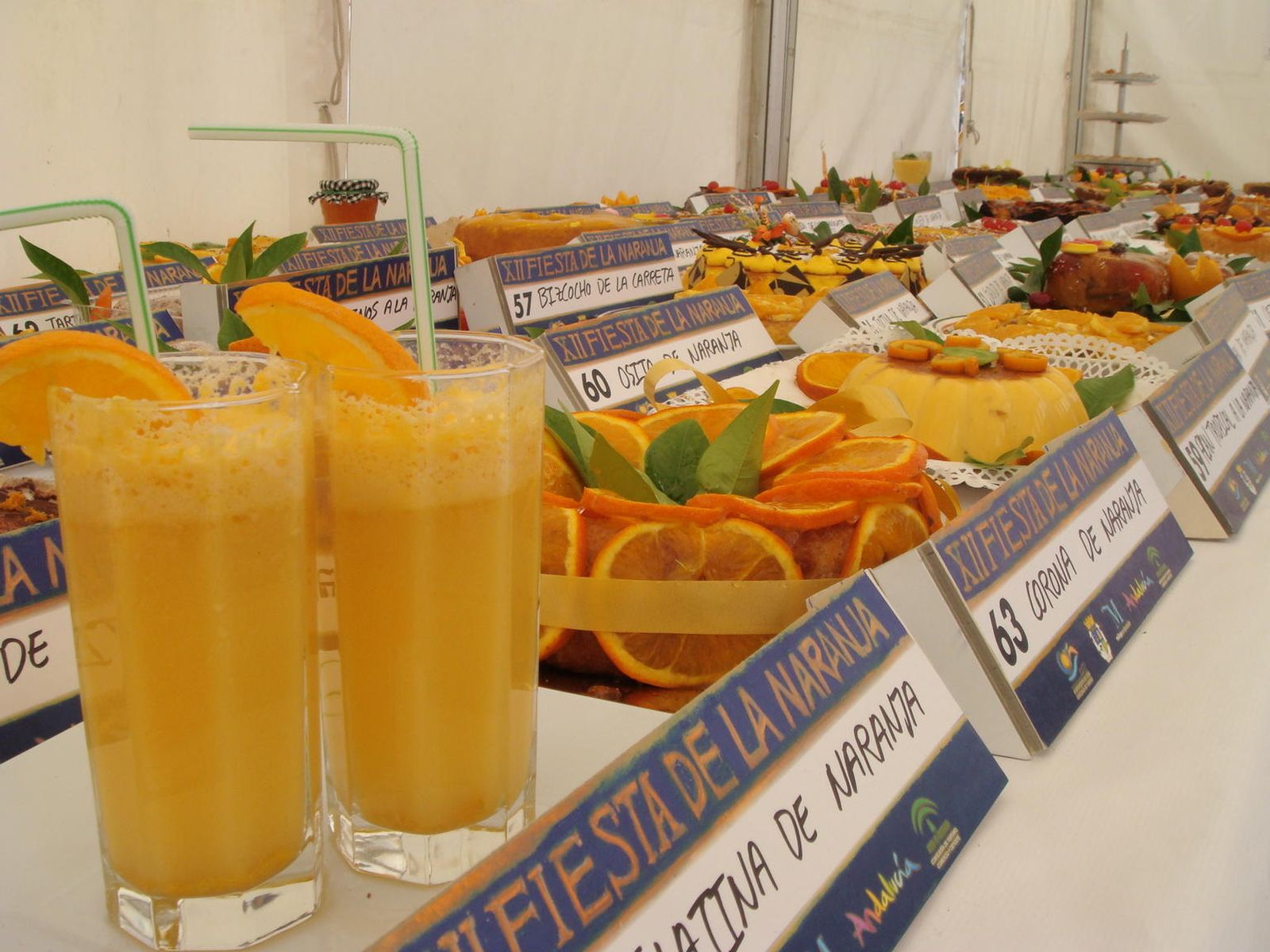 Productos de la Fiesta de la Naranja de Coín en una imagen de archivo.