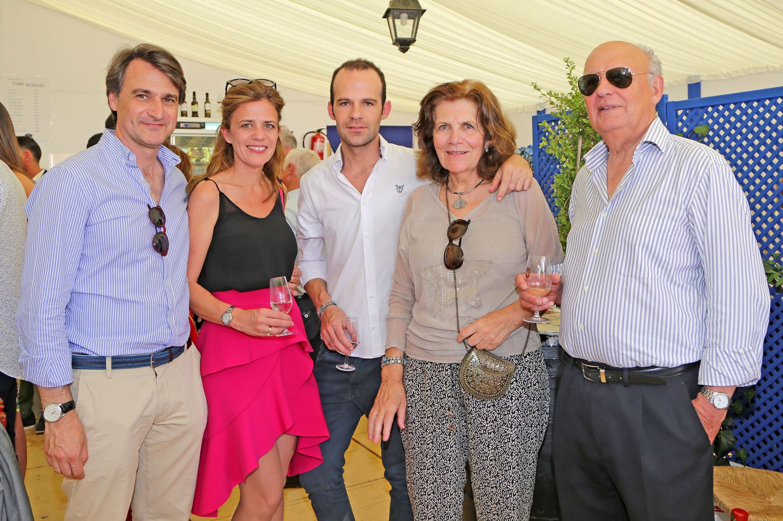 Manolo y Ángeles Beltrán, de la Mercería Labores; Patricia Vergel, de DKV Seguros; y Jorge Cruces, de Cristalería Cruz.