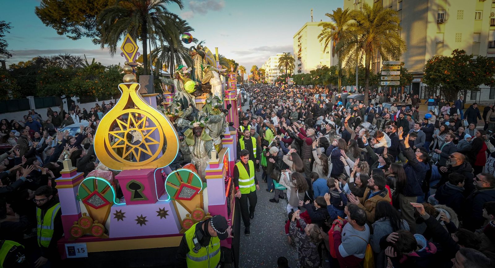 Imágenes de la cabalgata de Reyes Magos en Jerez