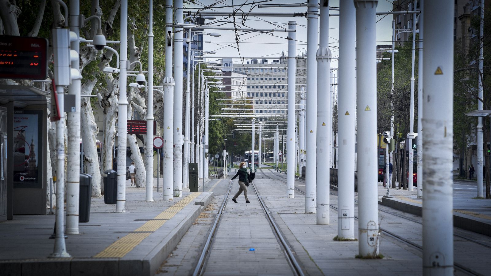 La resistencia en el juzgado de guardia: abogados, policía y guardia civil en el Prado de San Sebastián