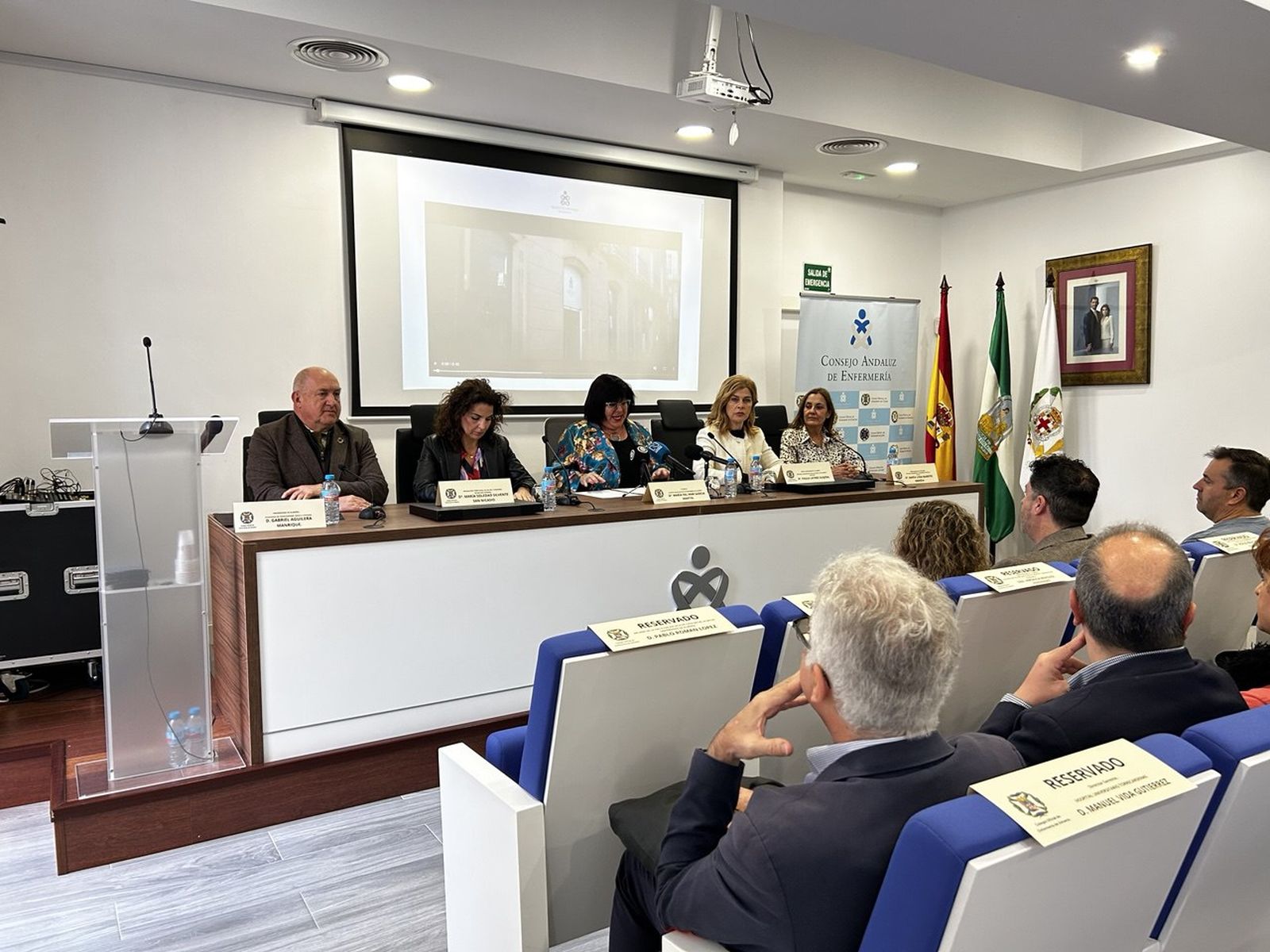 La presidenta del Colegio de Enfermería de Almería anuncia la campaña .