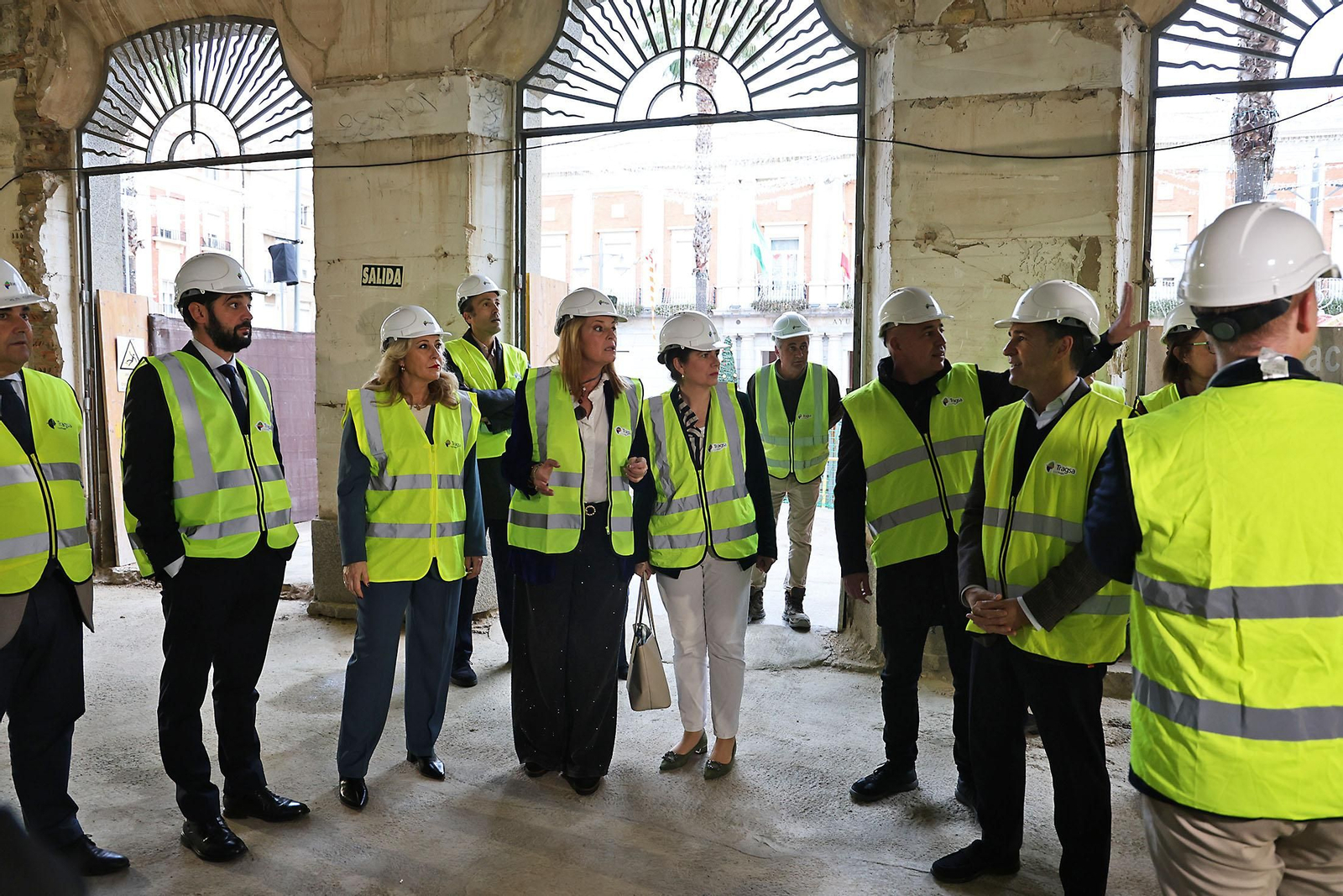 Imágenes de la visita las obras de la antigua Delegación de Hacienda