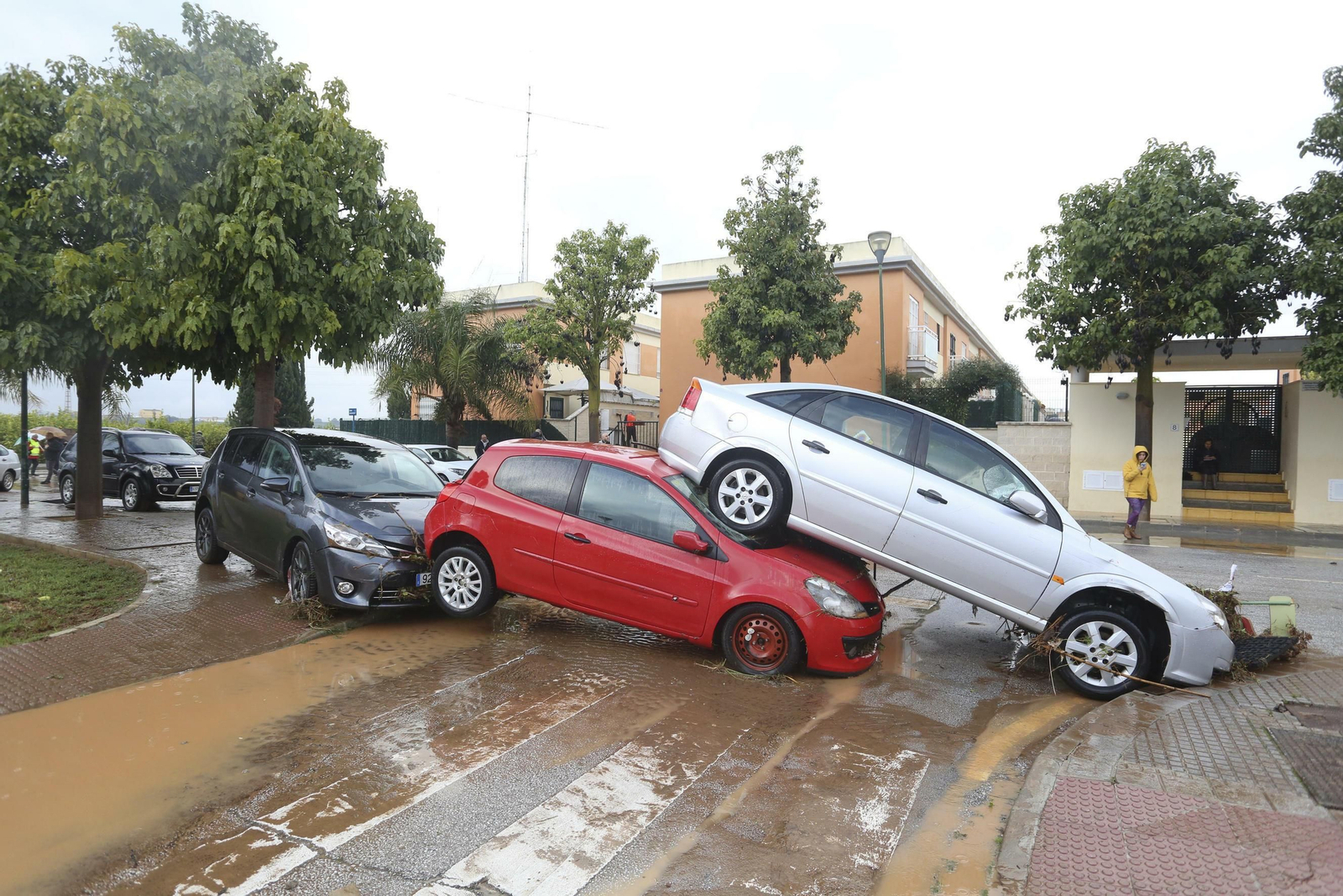 Las fotos de Campanillas inundada por el desbordamiento del río