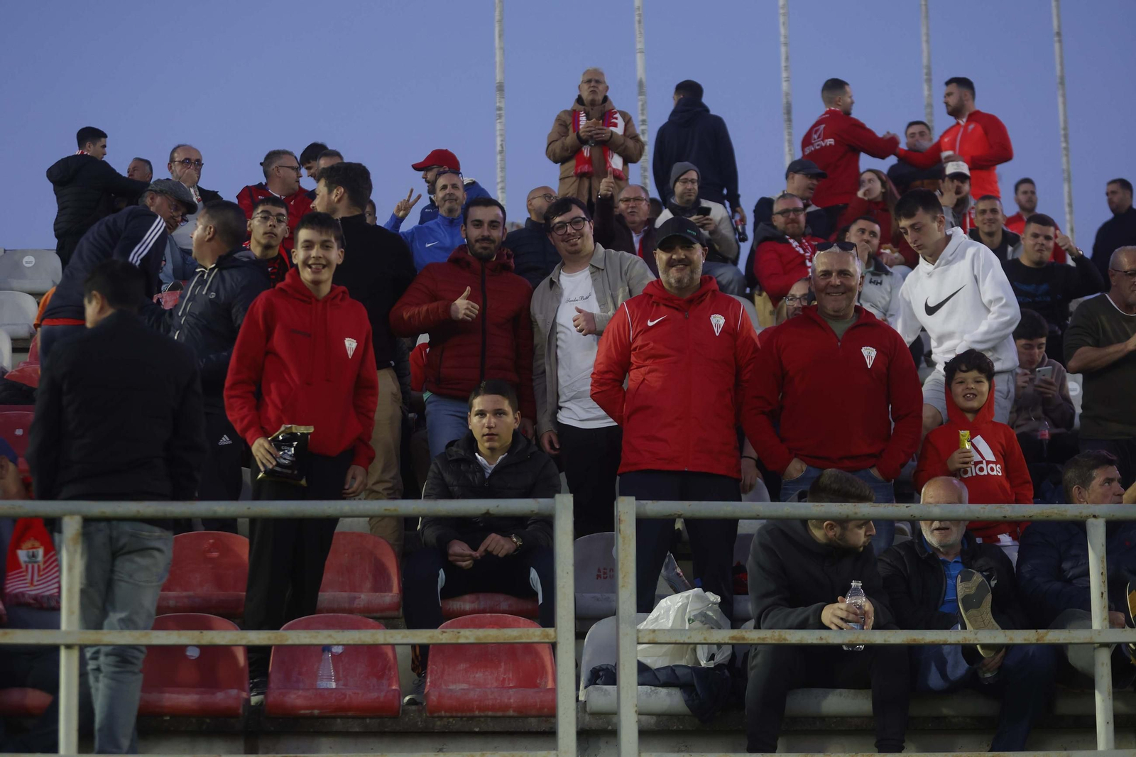 Búscate en el Algeciras - Betis Deportivo en el Nuevo Mirador