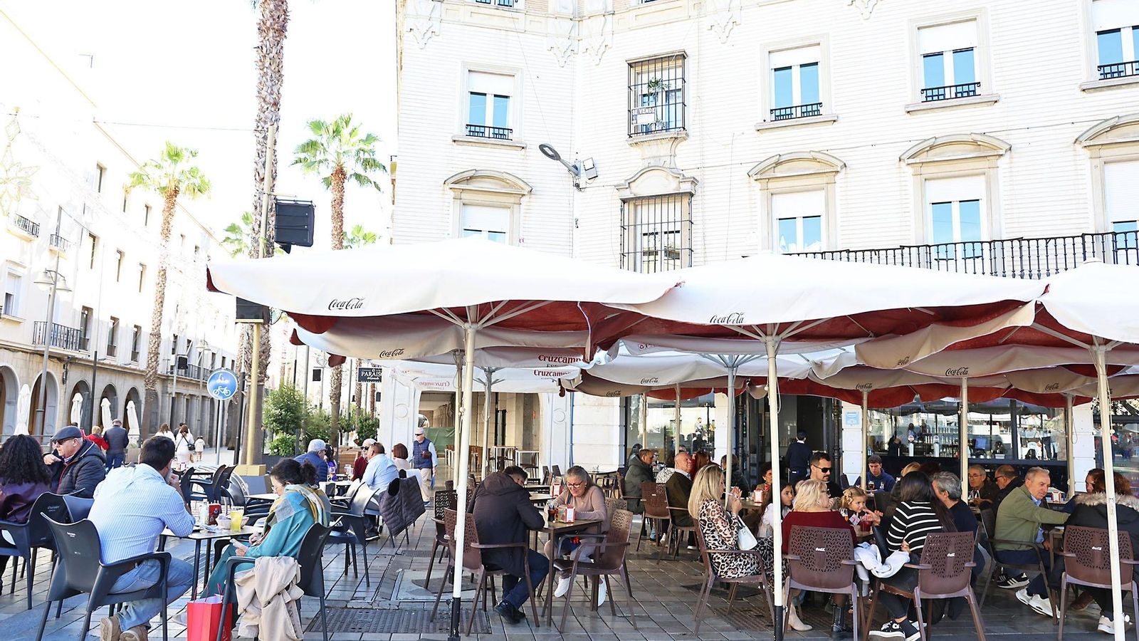 Comidas de Navidad en la Plaza de Las Monjas de Huelva.