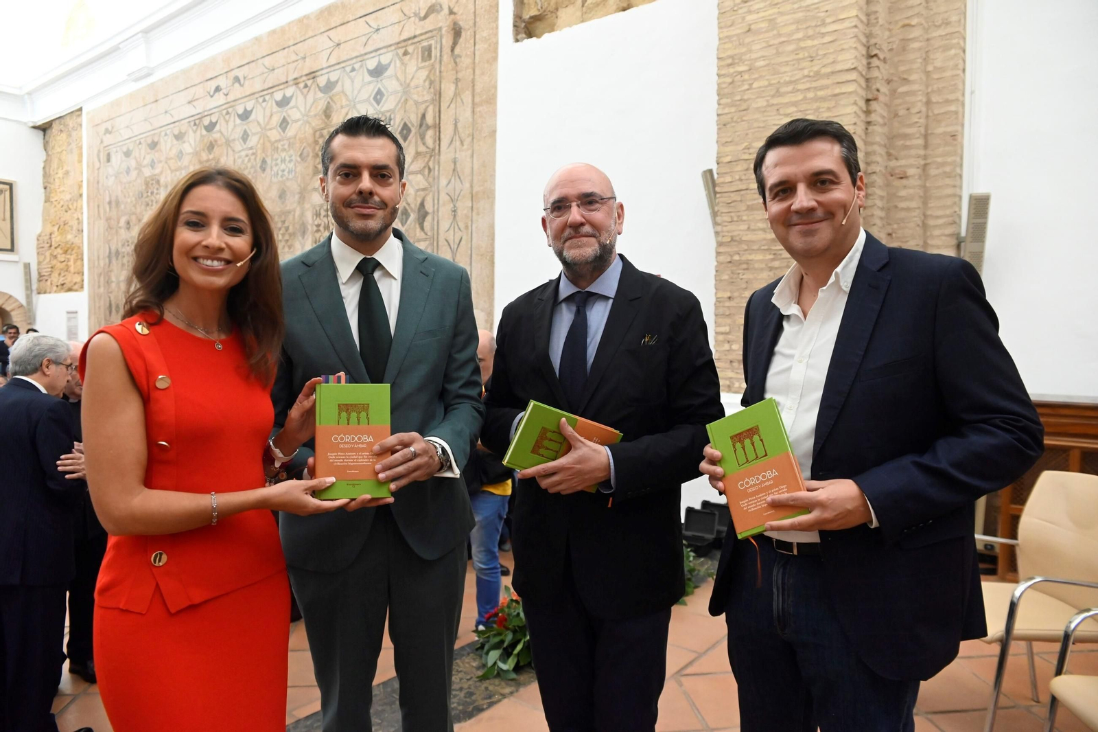 Mar Rodríguez, Joaquín Pérez Azaústre, Manuel Mateo y José María Bellido.