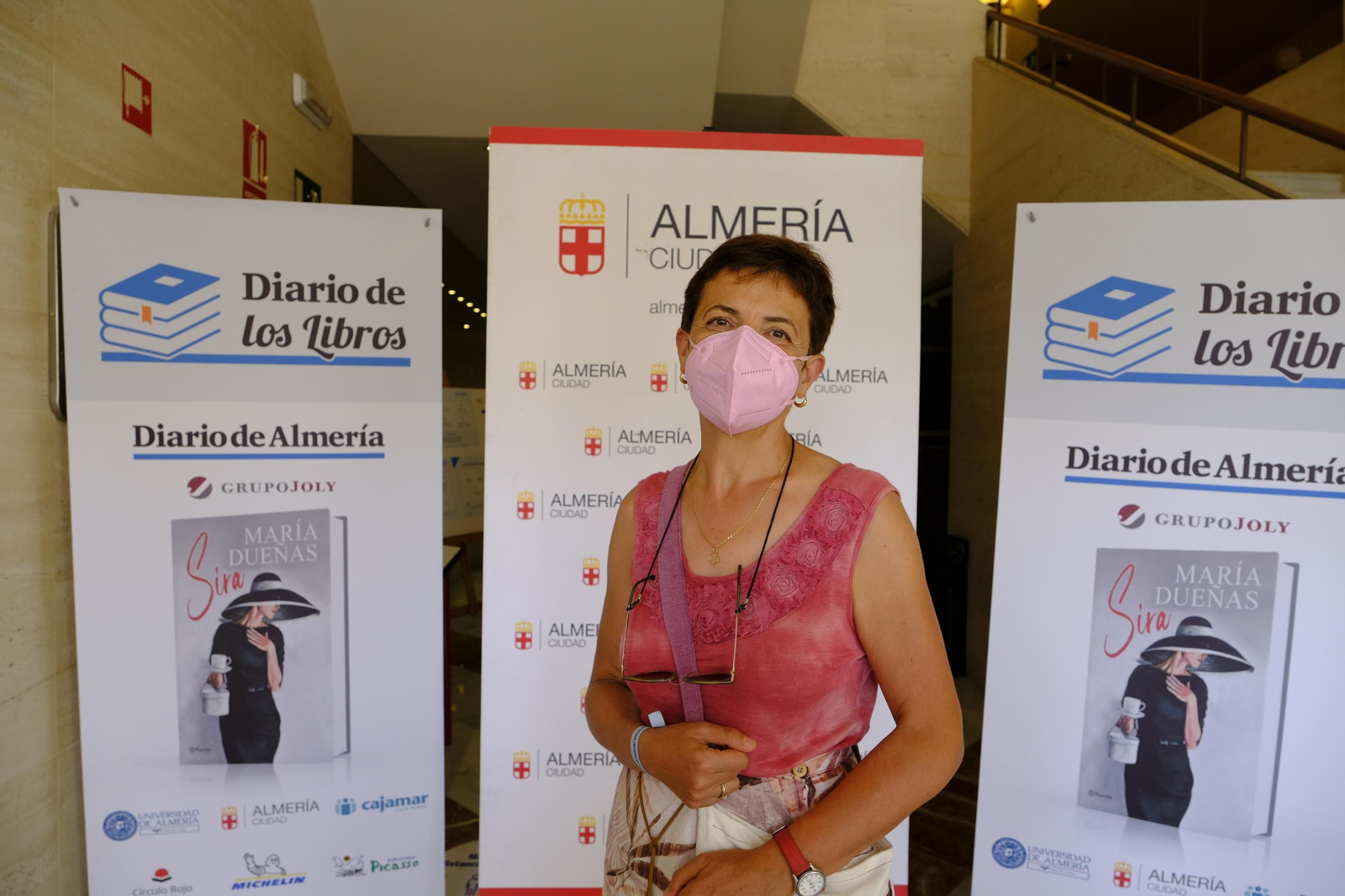 Fotogalería del Diario de los Libros, con María Dueñas. Almería