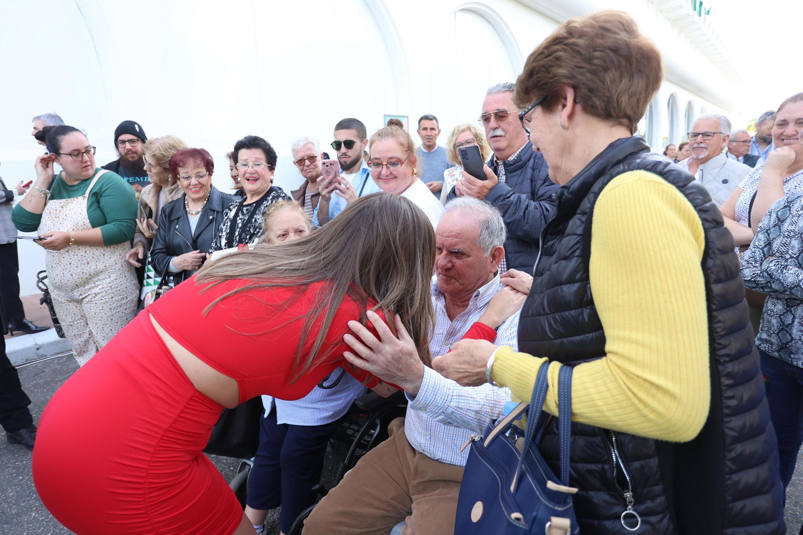 Laura Gallego firma discos y canta en el 40 aniversario de El Corte Inglés