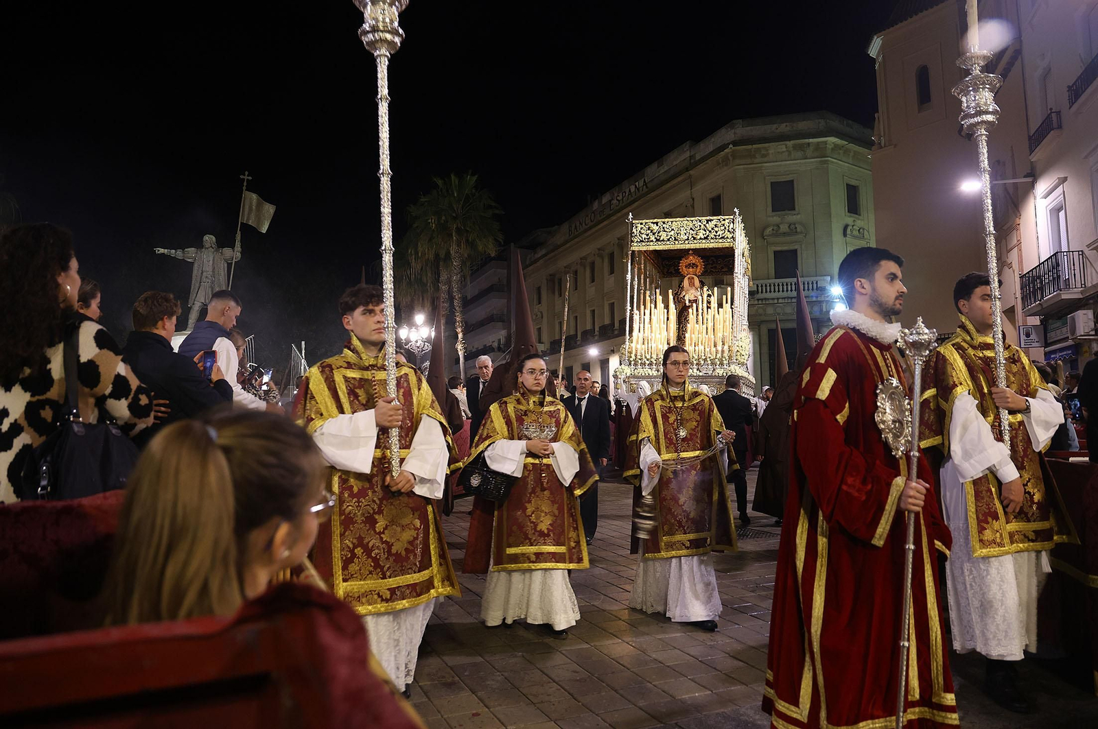 Lunes Santo: Imágenes de la Hermandad del Calvario