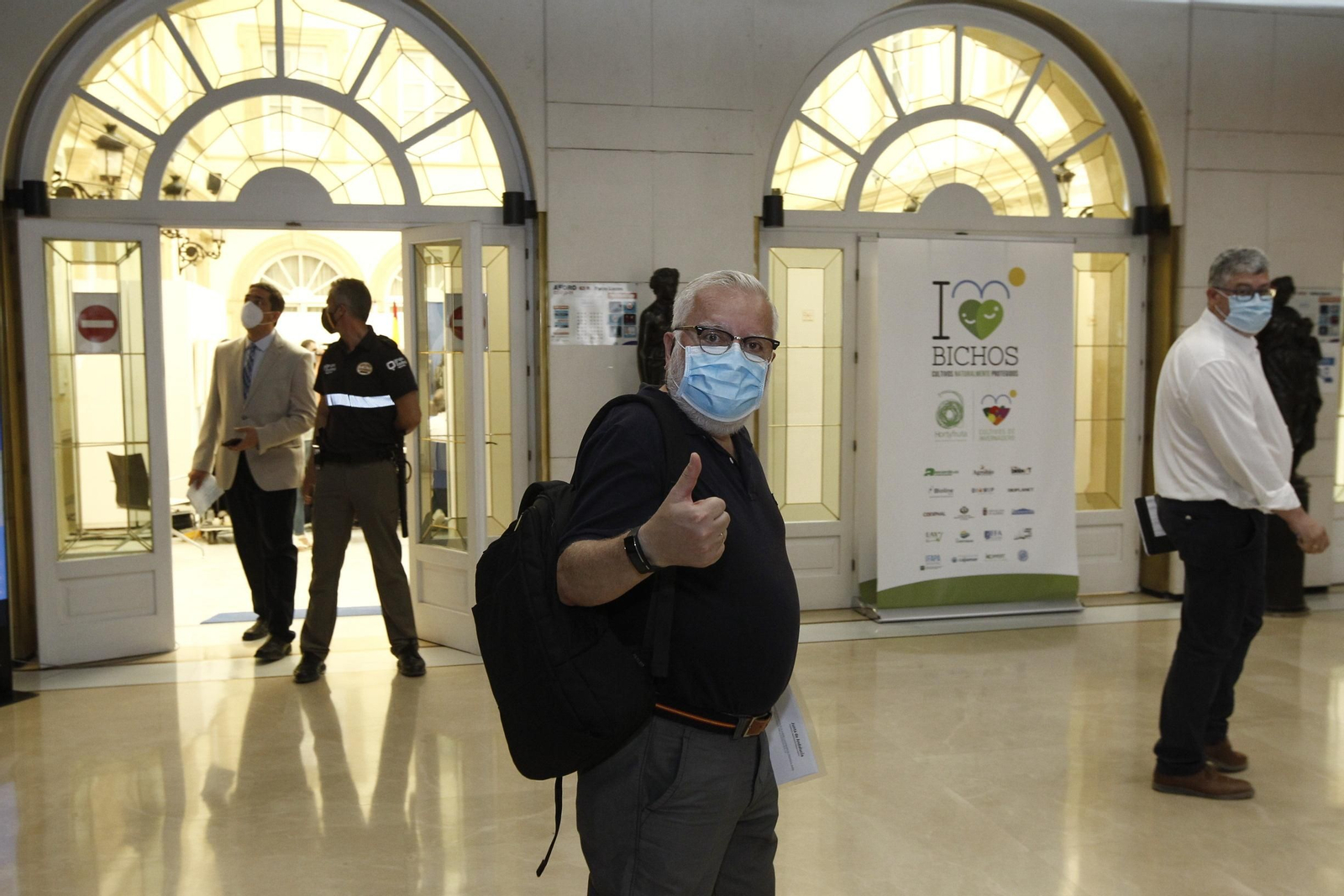 Visita del Consejero de Presidencia de la Junta de Andalucía, Elías Bendodo, a la Diputación de Almería.