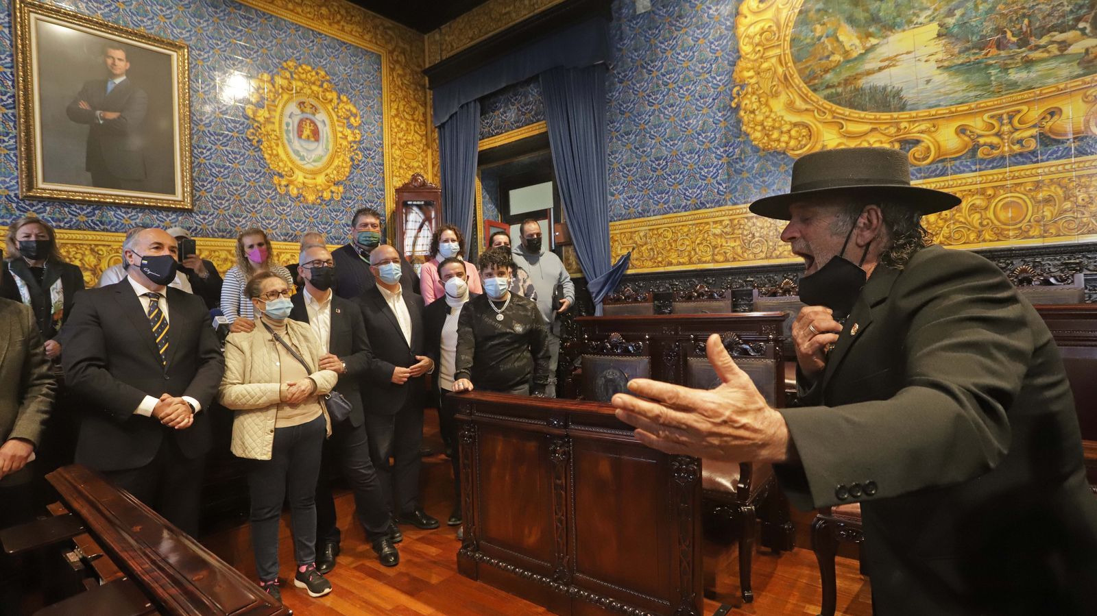 Fotos de la imposición de la insignia de Algeciras a El Lolo