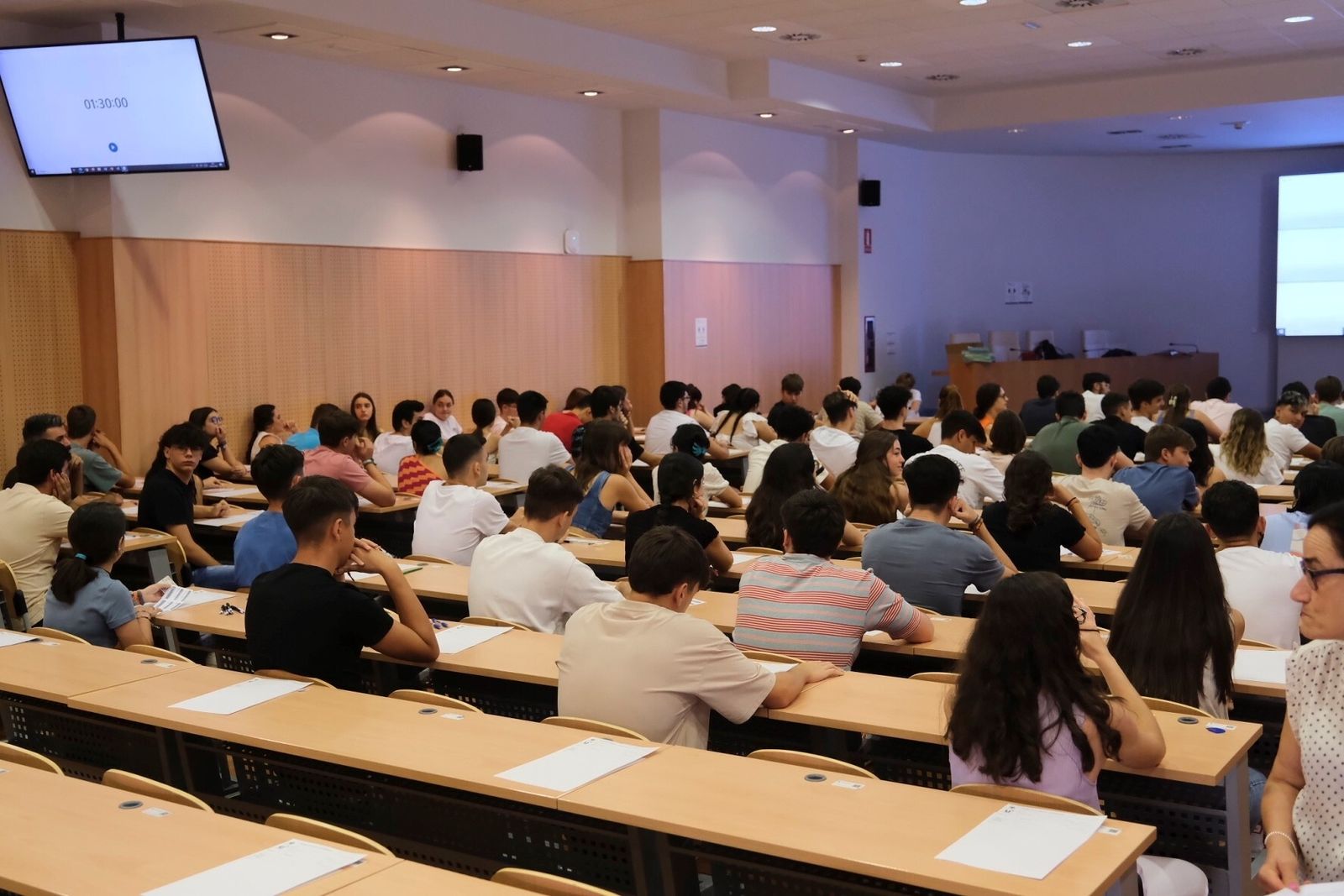 El primer día de la Selectividad extraordinaria de julio en Córdoba, en imágenes