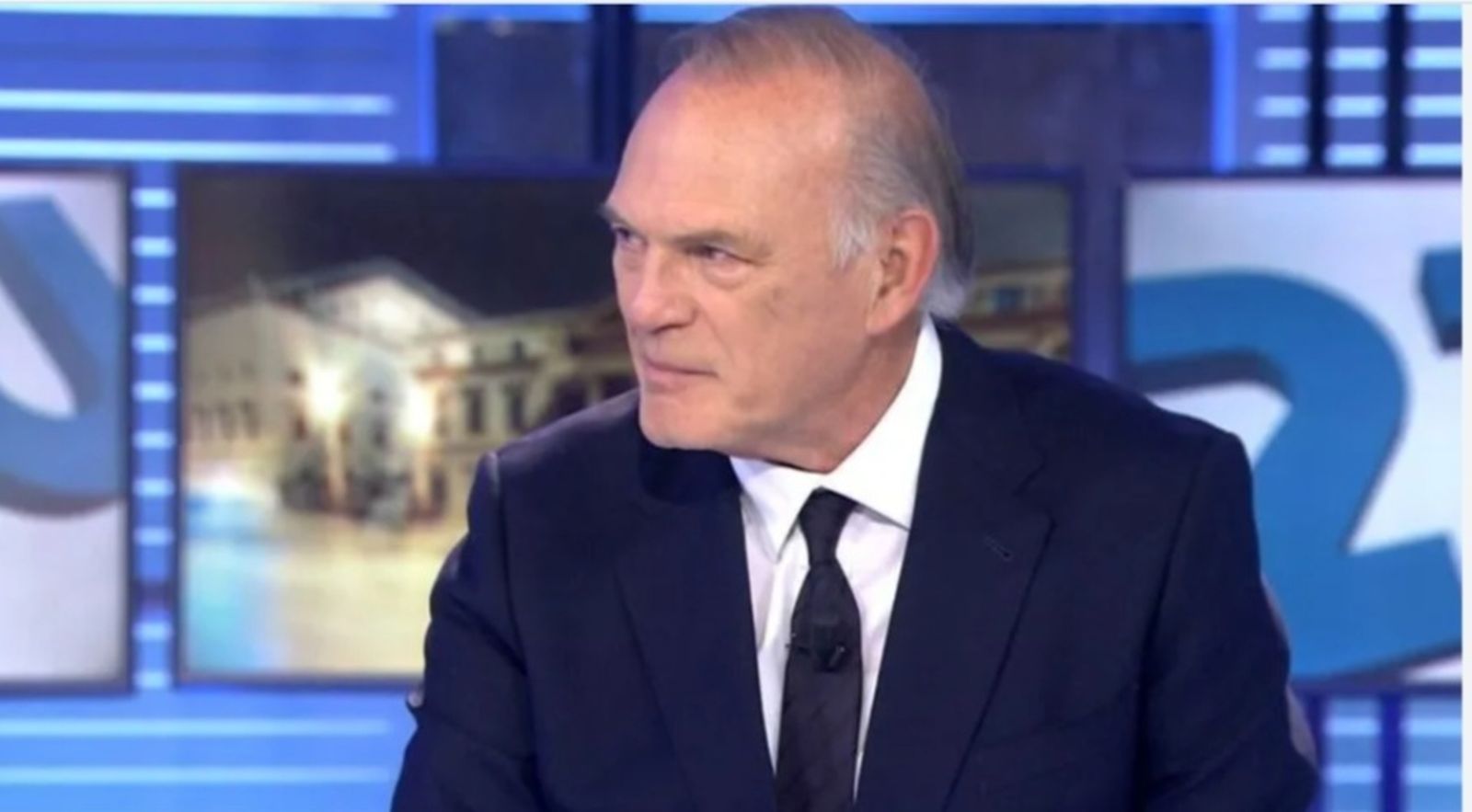 Pedro Piqueras en el especial de Telecinco en la noche del 23J