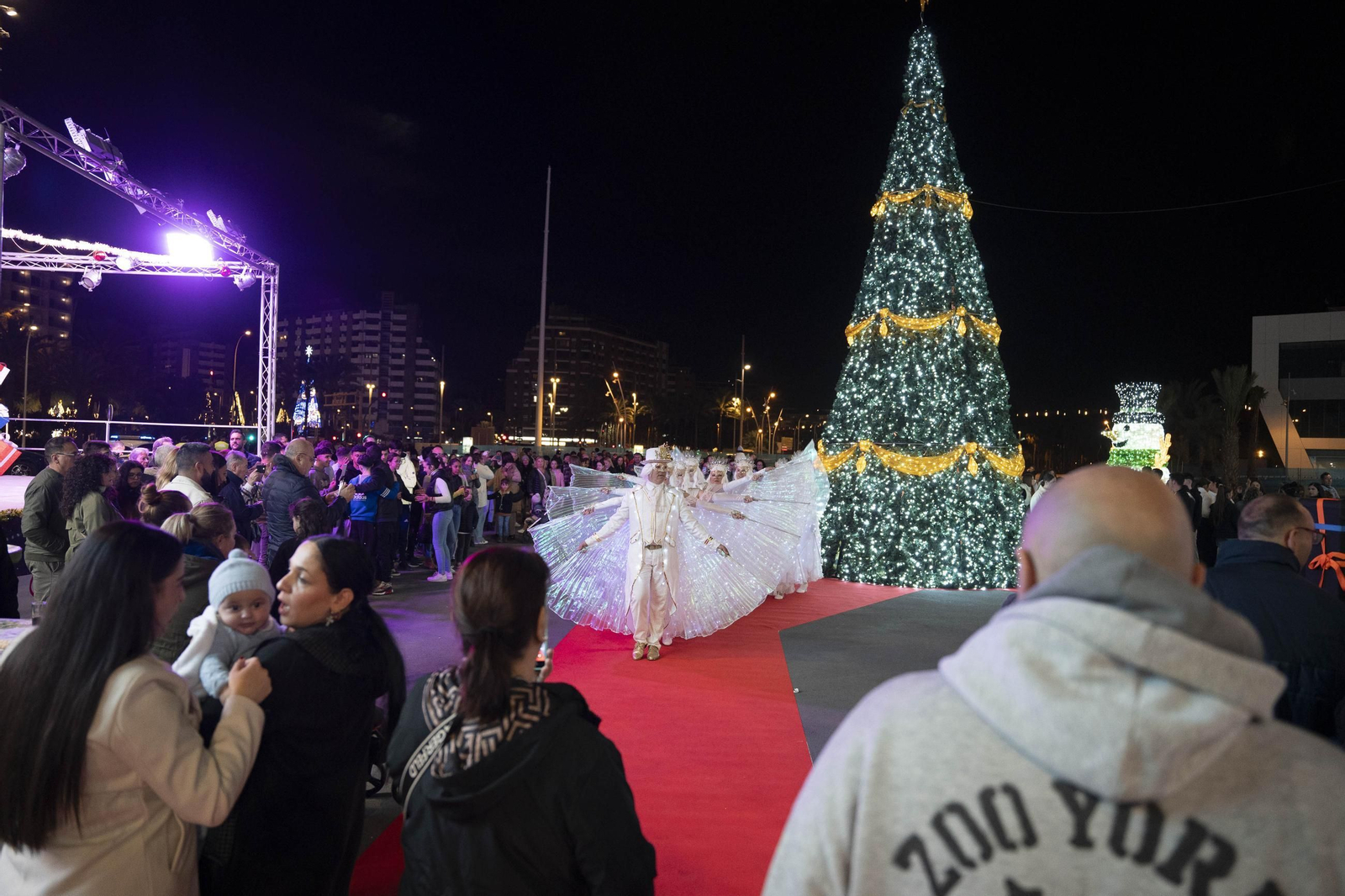 Las mejores imágenes del encendido navideño en Almería