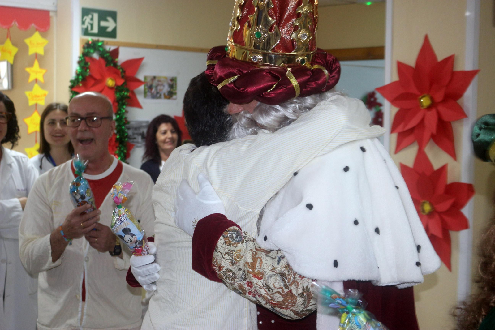 Visita de los Reyes Magos al Hospital de Puerto Real