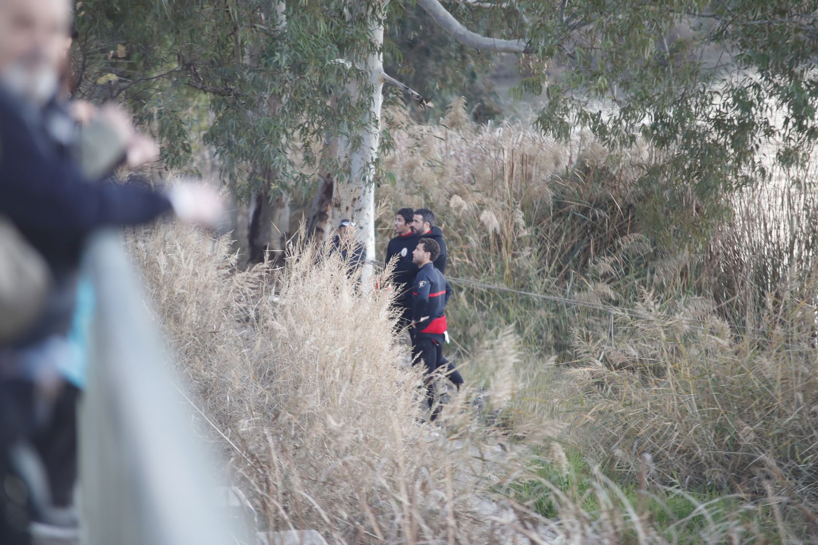 Las imágenes de la recuperación del coche del río