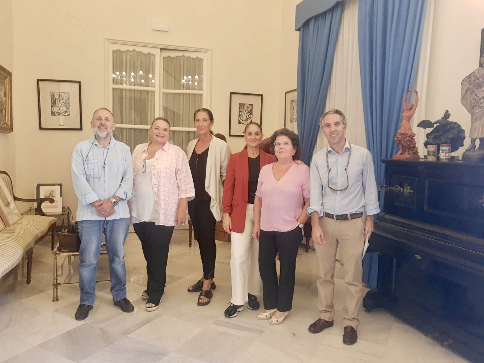 Miembros de la Escuela de Danza Matilde Coral y de la Cátedra de Jerez.