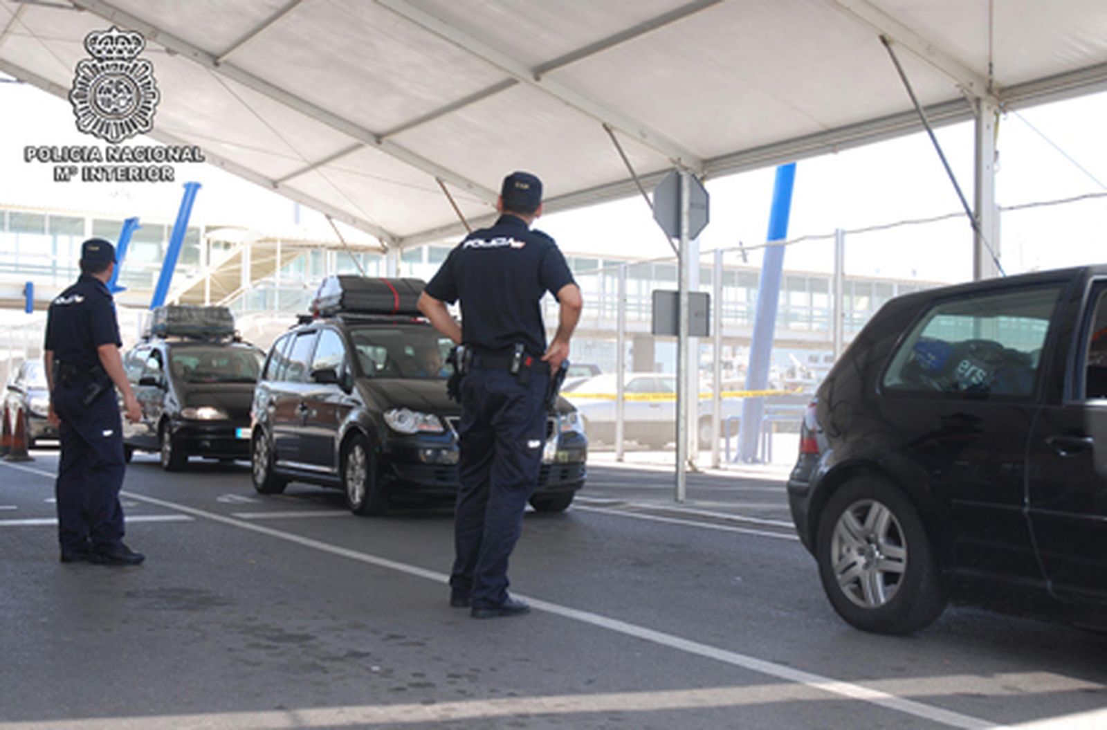 Cazan en el puerto a dos kurdos que querían colarse con pasaportes falsos