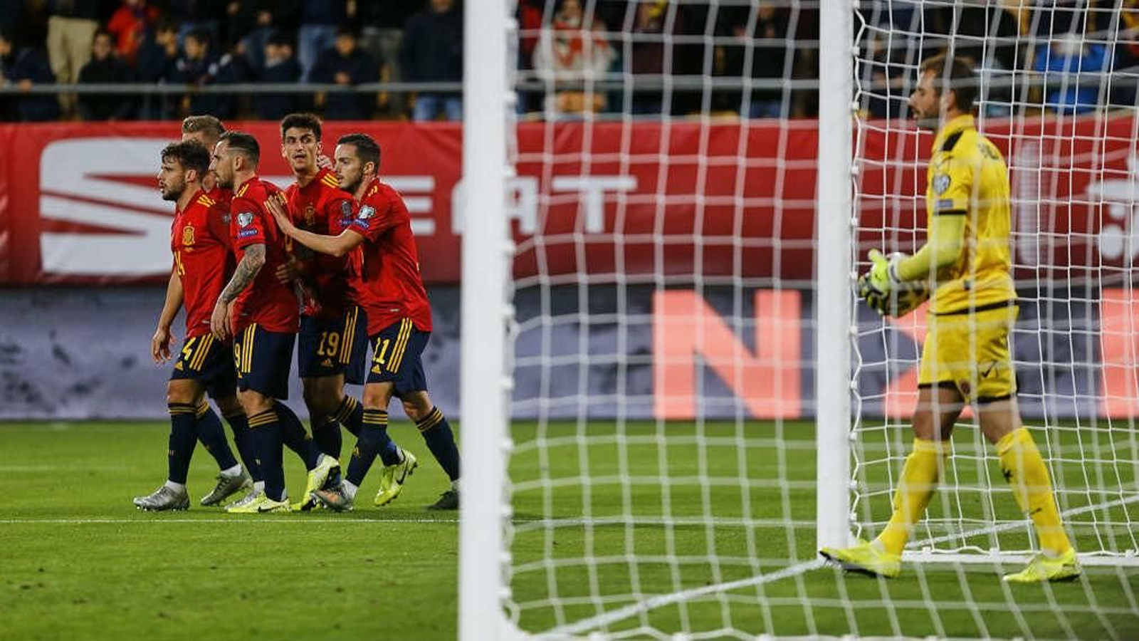 Las imágenes del España-Malta en Cádiz