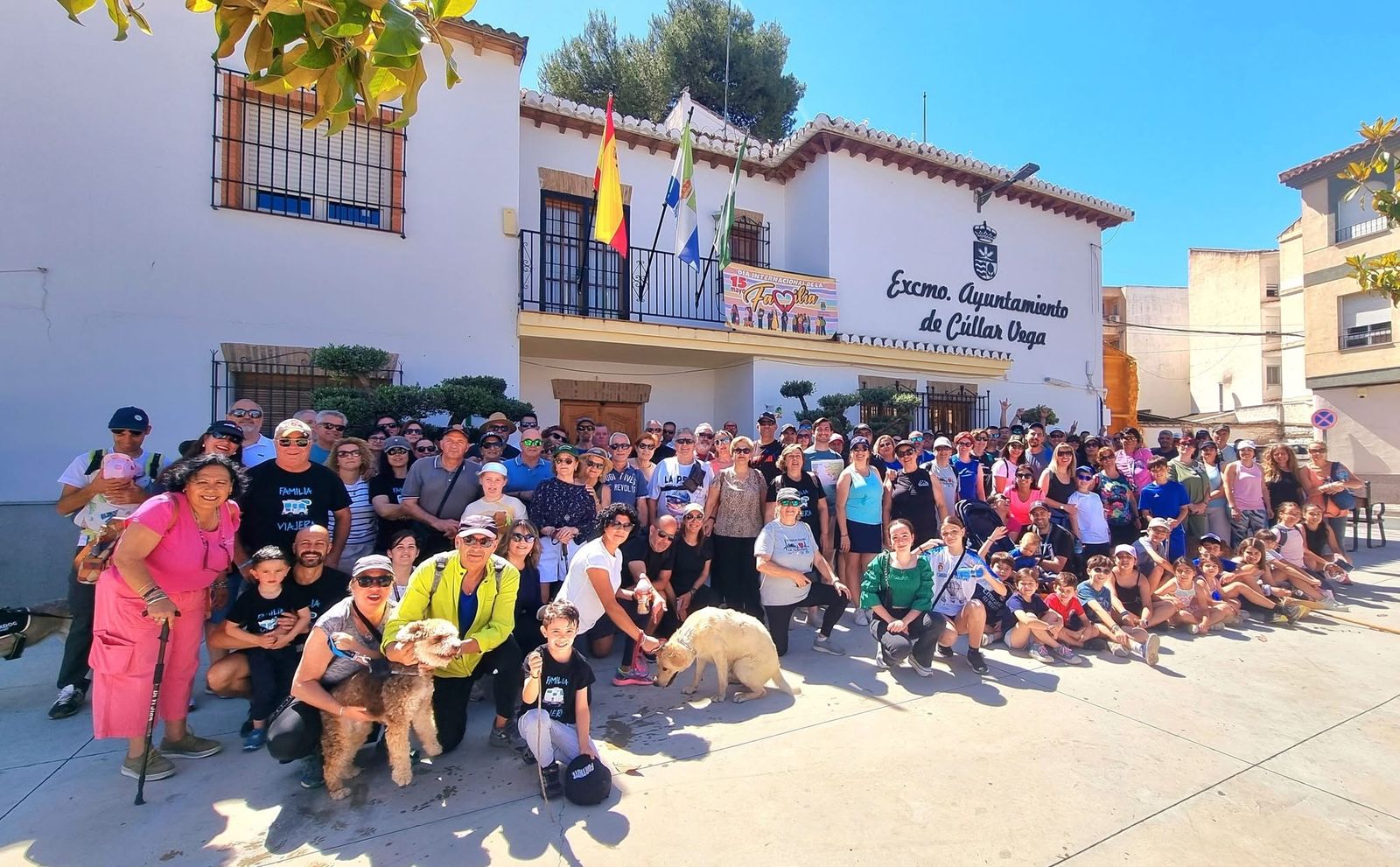 Participantes en la concentración celebrada en Cúllar Vega