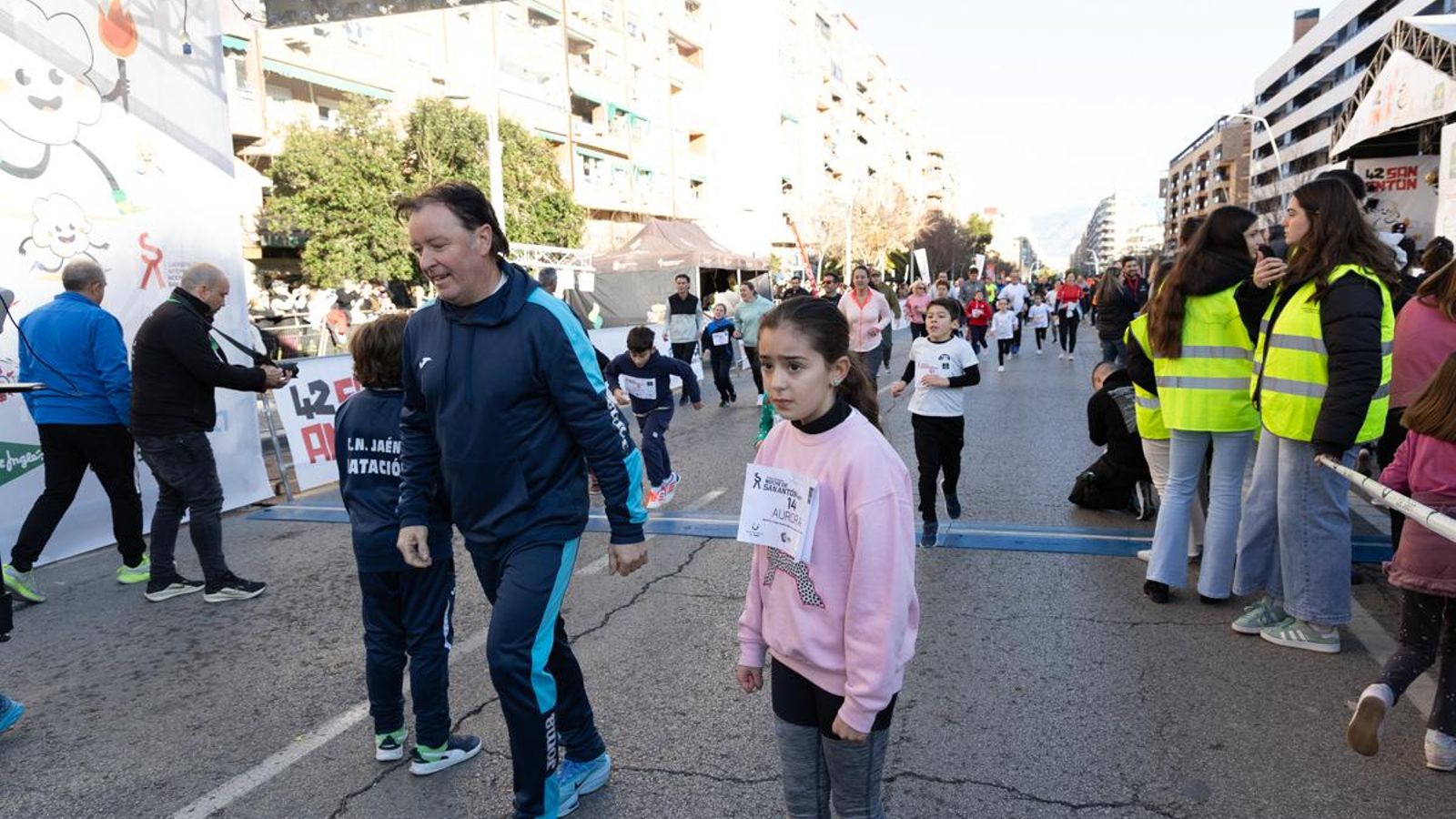 En imágenes: Los niños y niñas de los colegios de Jaén, protagonistas de la San Antón Escolar