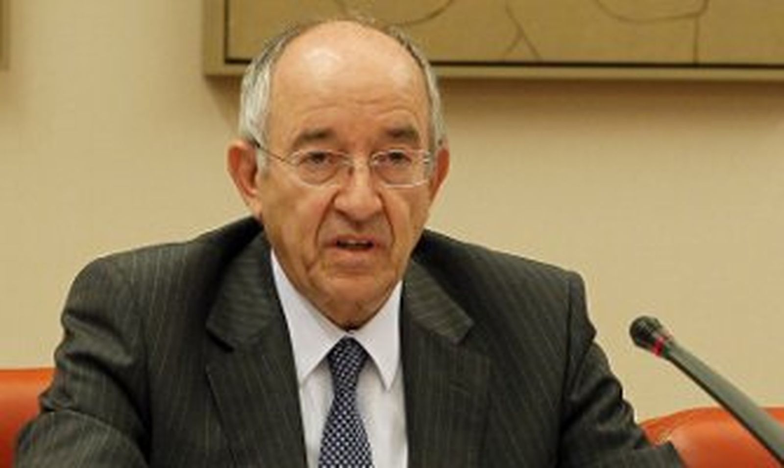 El Banco de España pide al Gobierno que sea más estricto con la deuda