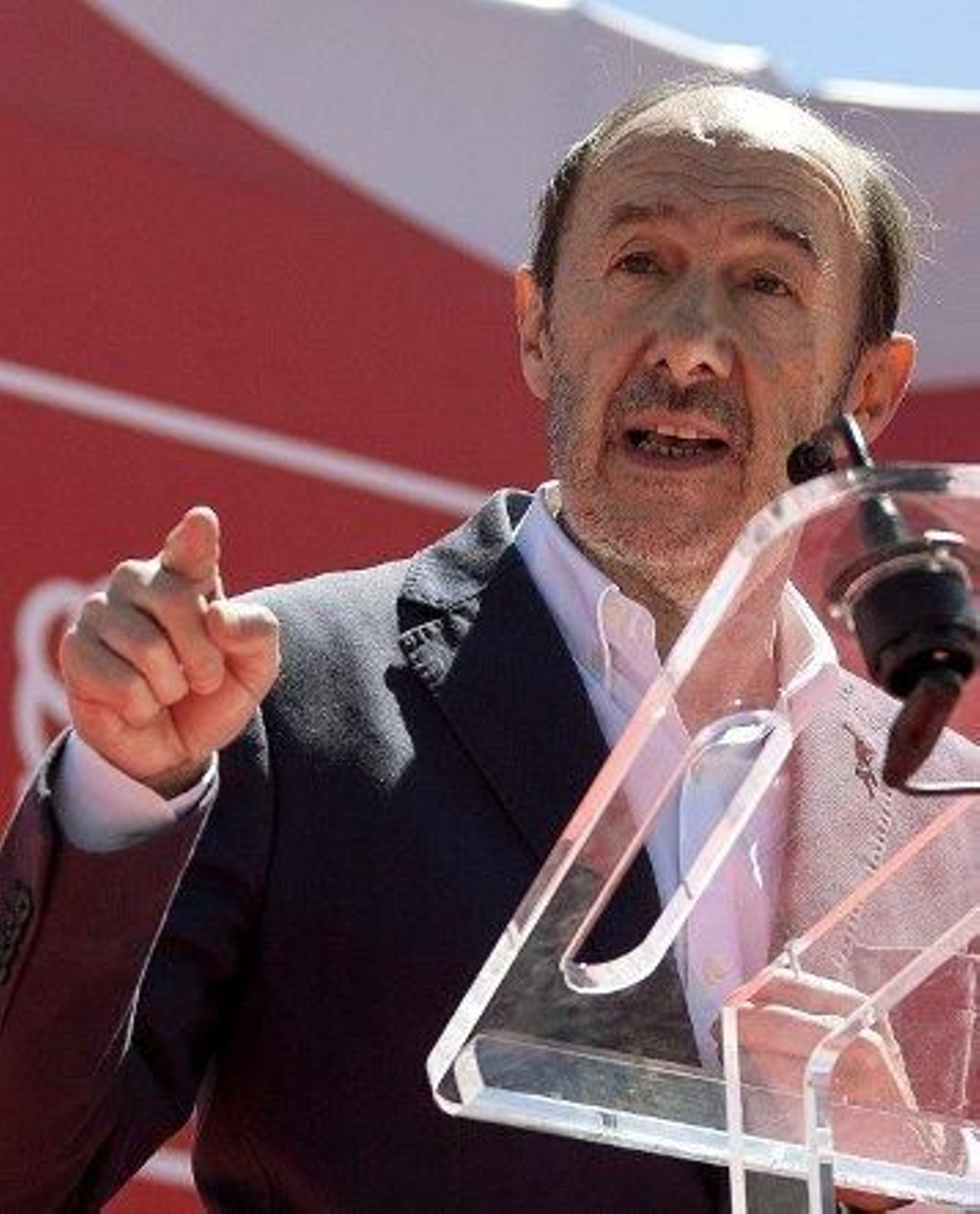 El PSOE pedirá revisar el acuerdo con la Santa Sede si se mantiene la ley Wert El PSOE pedirá revisar el acuerdo con la Santa Sede si se mantiene la ley Wert