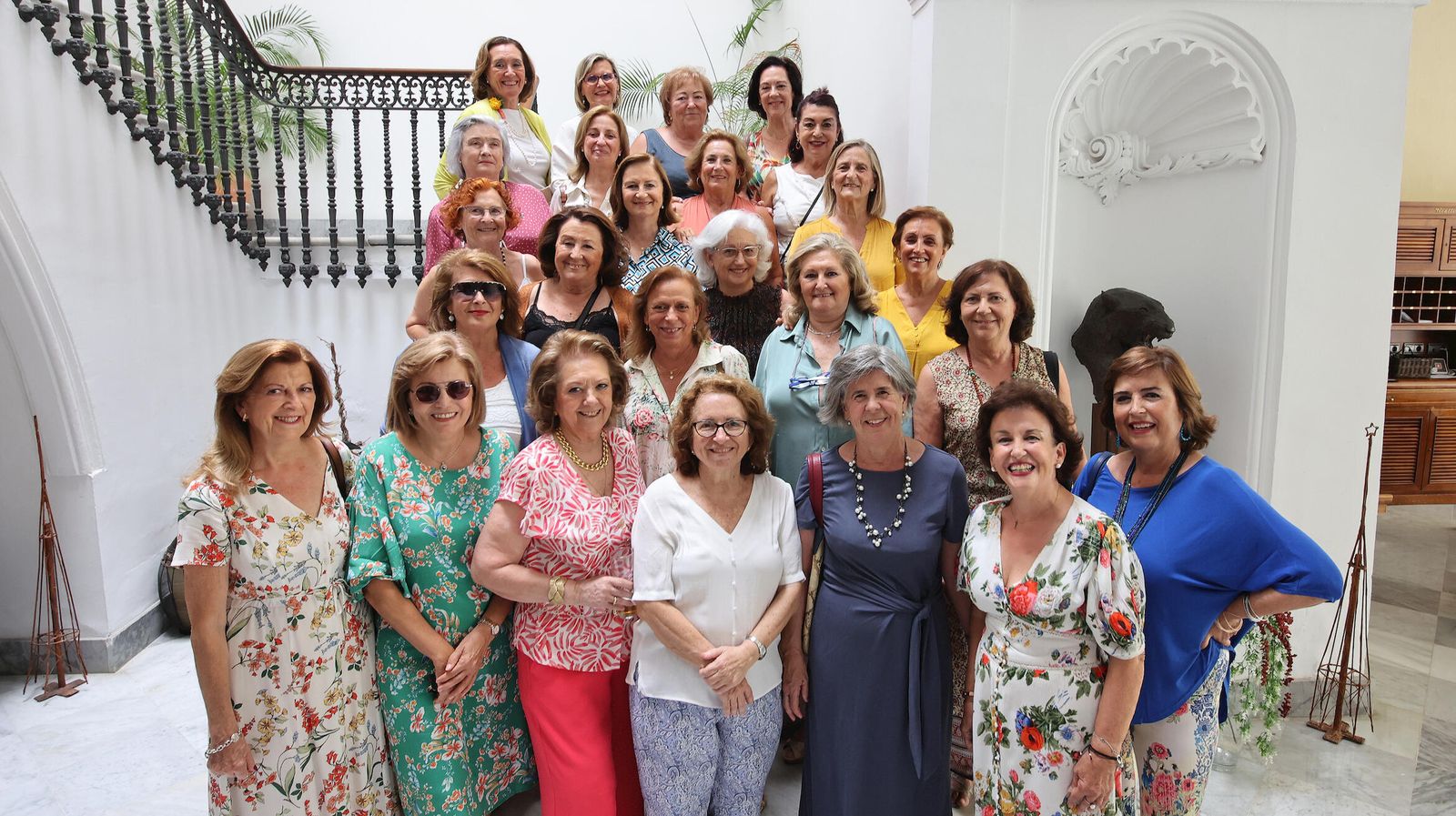 Reunión de alumnas de la Compañía de María del año 1972.