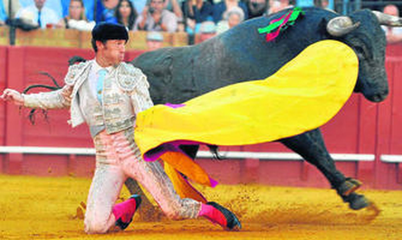 Escribano, en una larga de rodillas, en imagen de archivo, que ejecutó ayer en dos ocasiones en Valdemorillo.