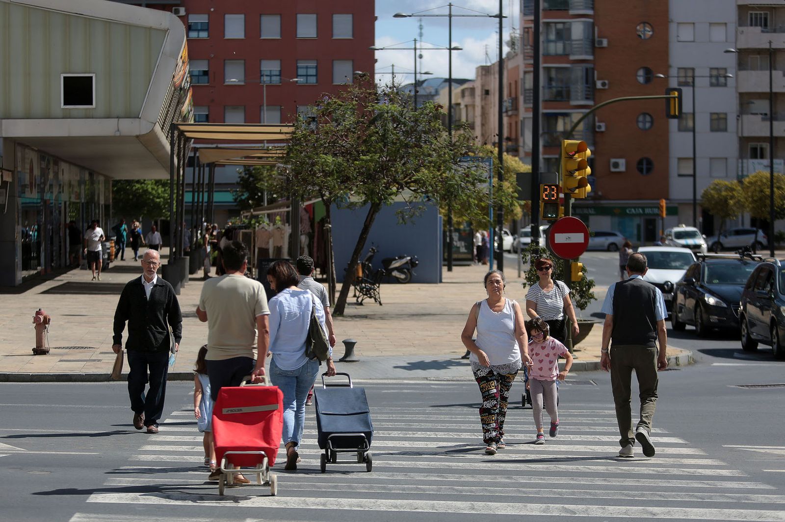 Imágenes del ambiente en Huelva en la mañana del sábado