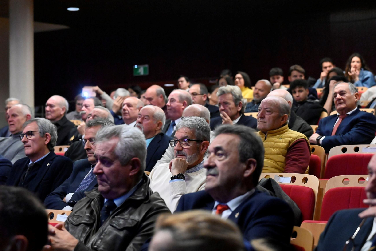 El homenaje de la Policia Nacional de Córdoba a sus agentes jubilados, en imágenes