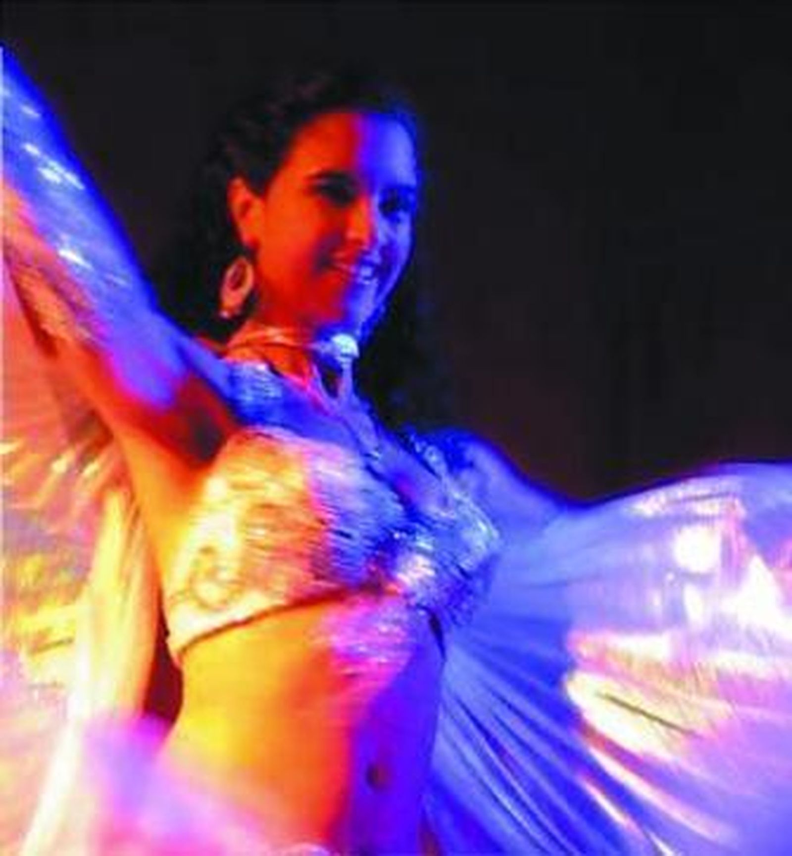 Acquaragia Drom en '7 Soles, 7 Lunas'Danza Ananda Oriental EnsembleEl cantante de rap, Haze, en concierto