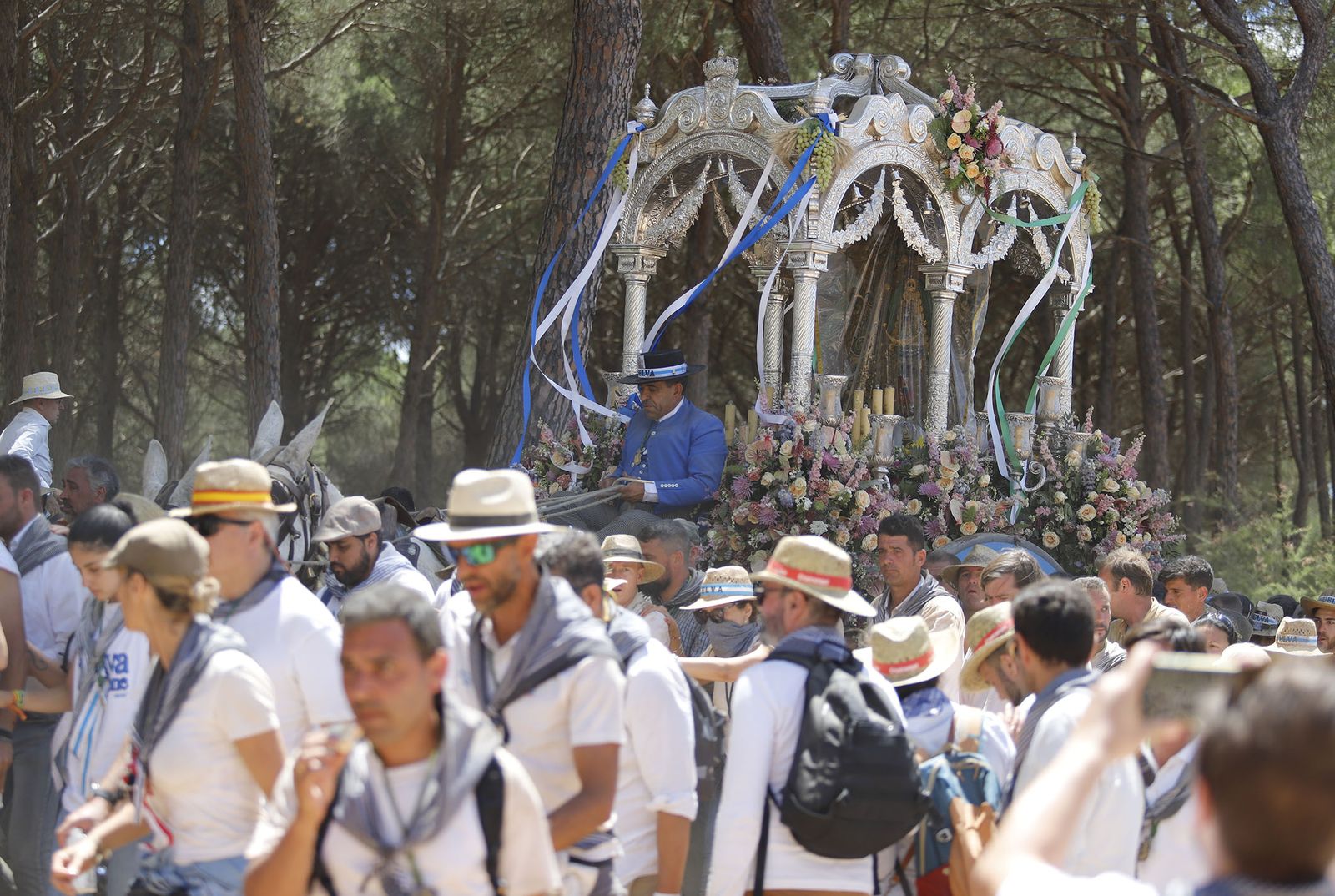 Todos los peregrinos de la Hermandad de Huelva, en imágenes