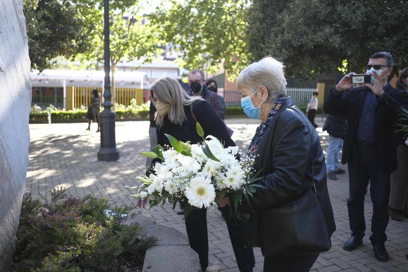 El homenaje al periodista Julio Anguita Parrado, en imágenes