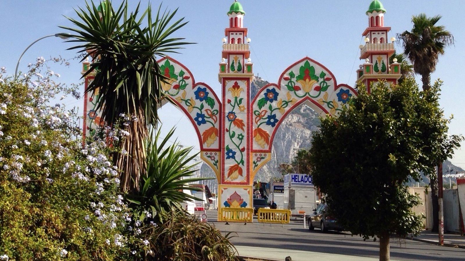 La portada de la Feria de La Línea.