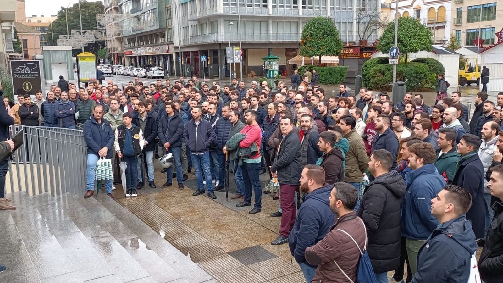 Igualá de costaleros de la Hermandad de Montesión