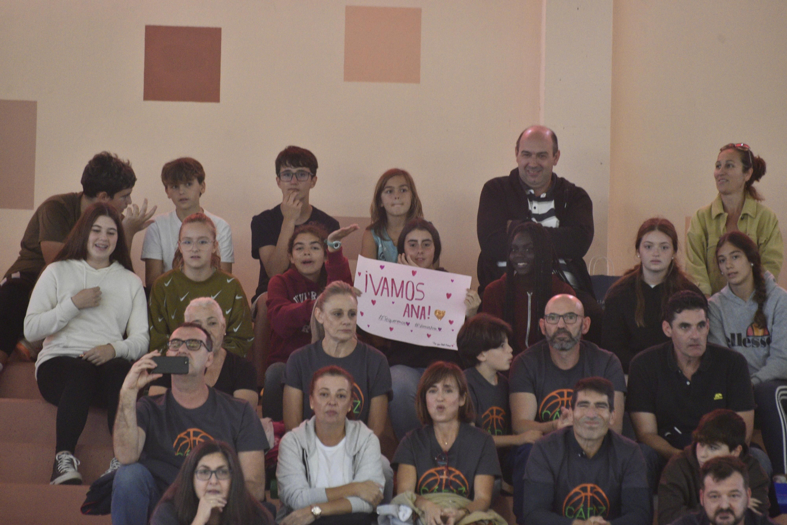 La primera jornada del Andaluz infantil femenino de baloncesto en La Línea