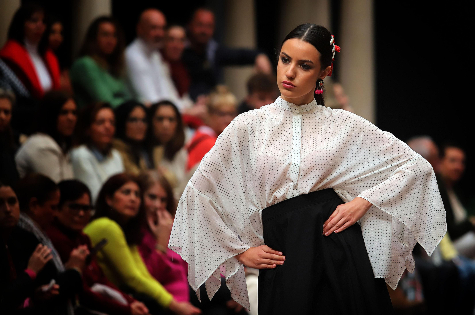Huelva Flamenca 2023. Imágenes del desfile benéfico de El Ajolí a favor de Cruz Roja Española