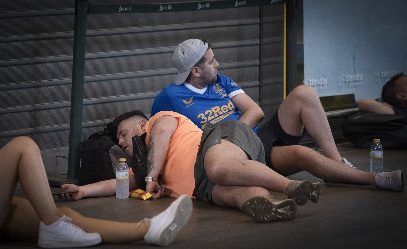 Aficionados del Eintracht y el Rangers en Santa Justa