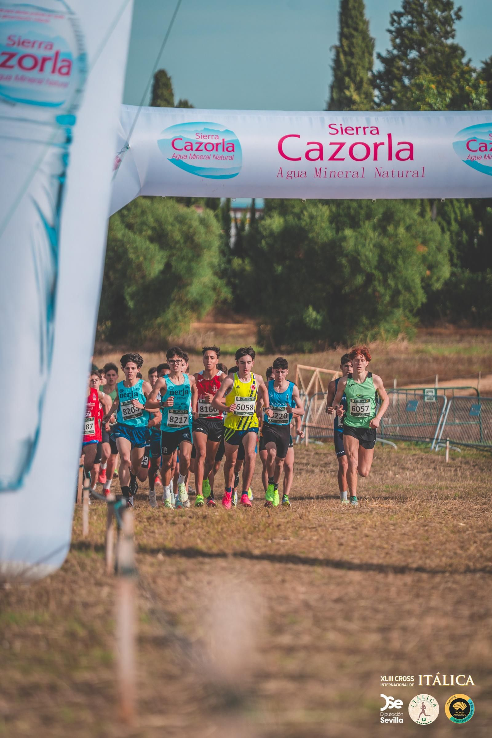 Búscate en las fotos del Cross de Itálica 2025 | 5