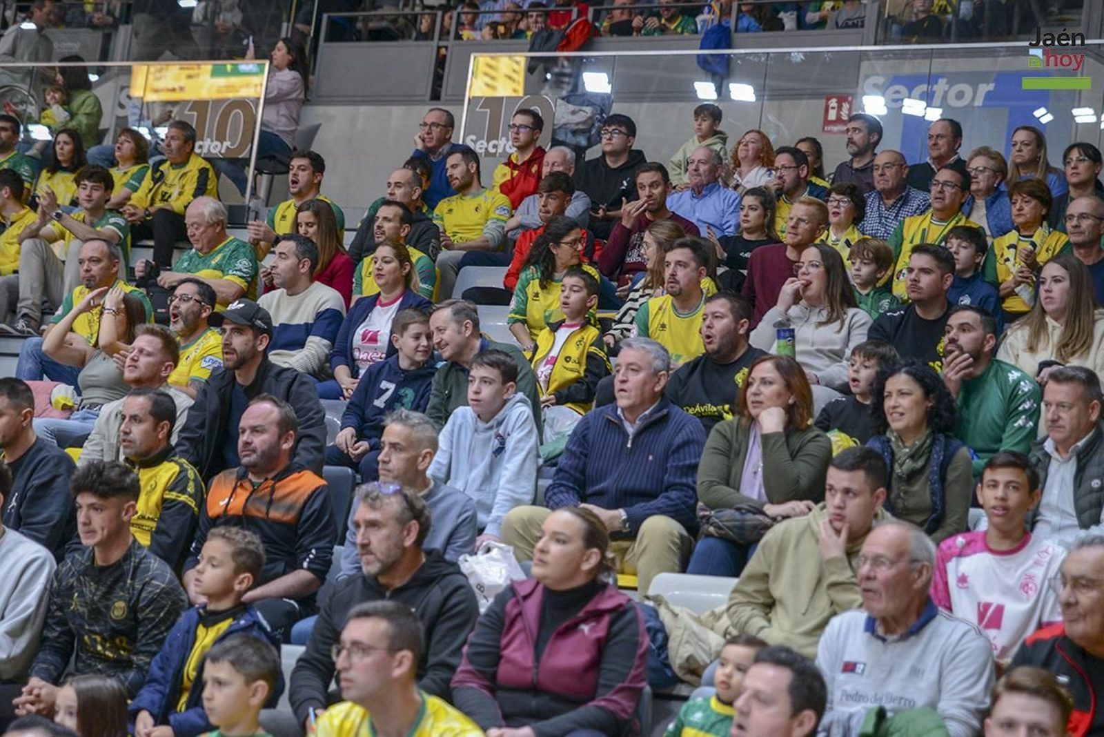 Búscate en las gradas del Olivo Arena en el Jaén Paraíso Interior - Inter Movistar