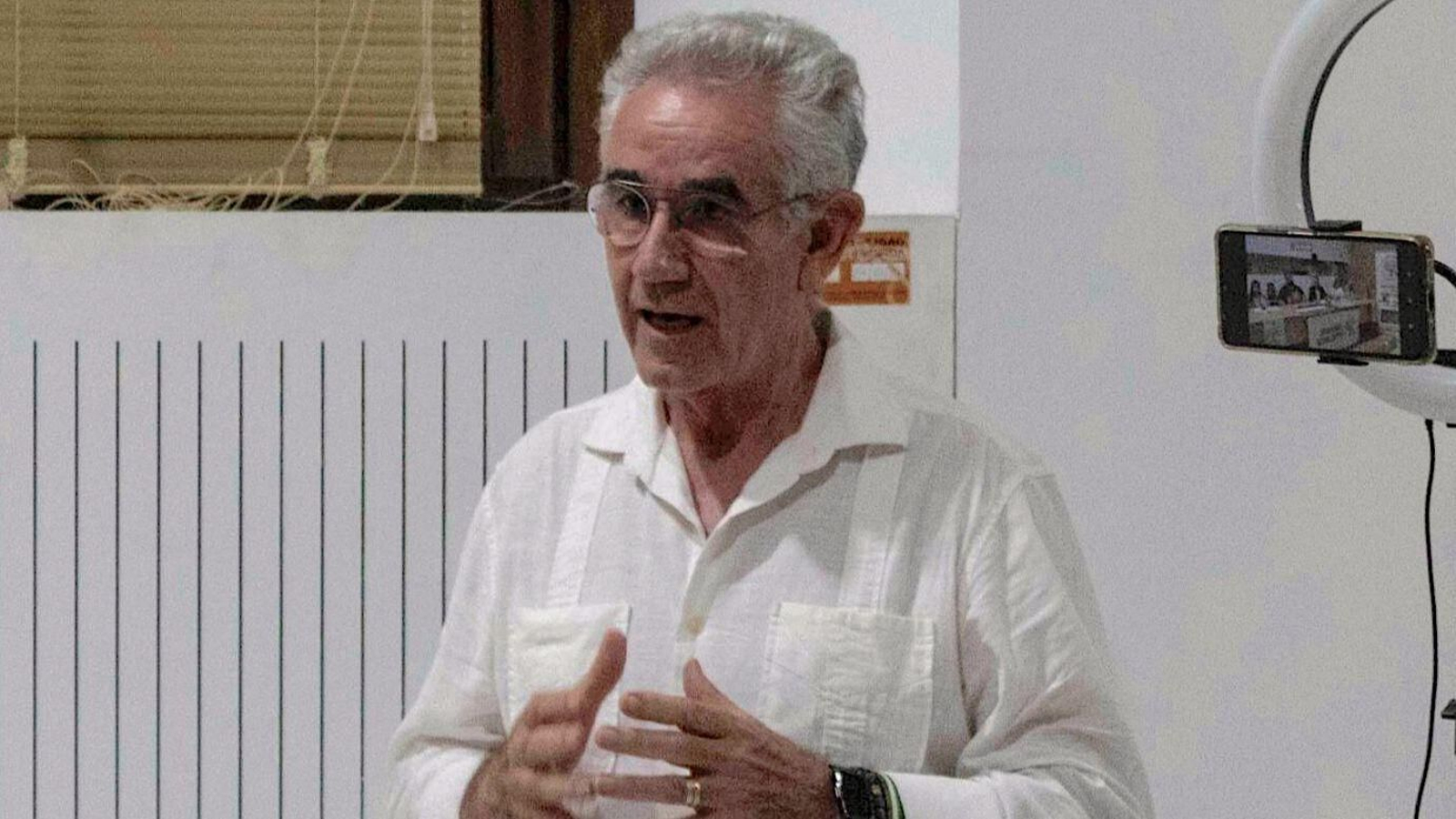 El portavoz de la formación morada en Granada , Salvador Soler