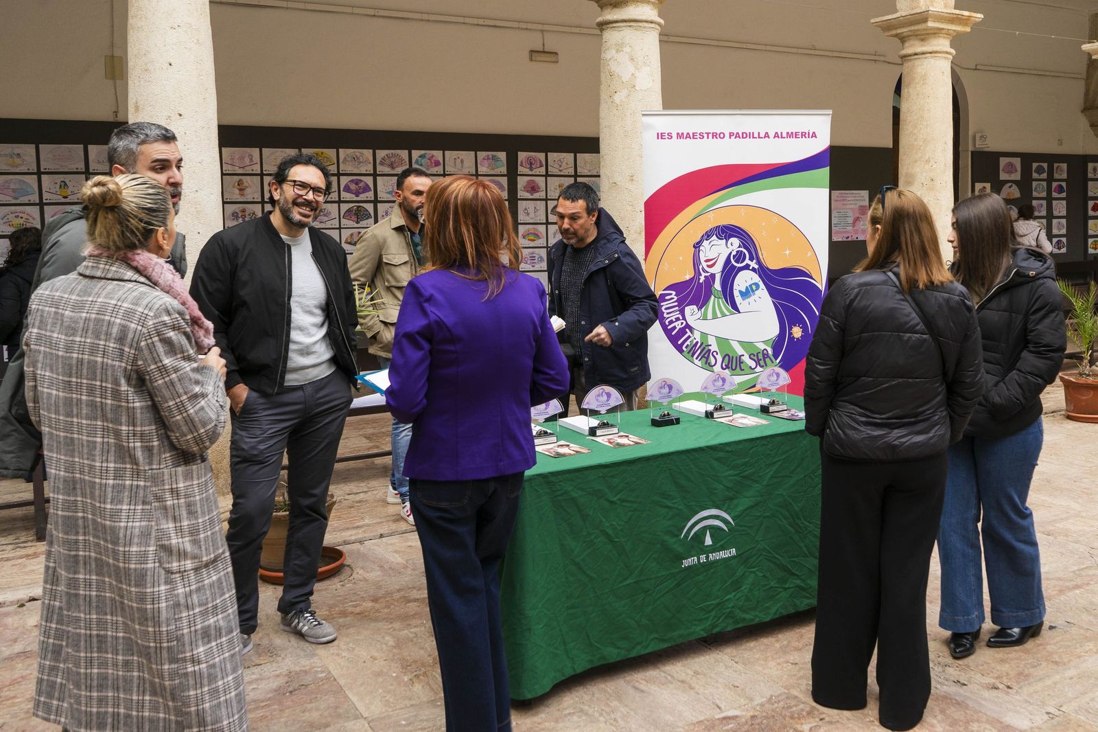 Las imágenes de los premios de la VII Edición del Concurso Intercentros 'Dale al Arte por la Igualdad'