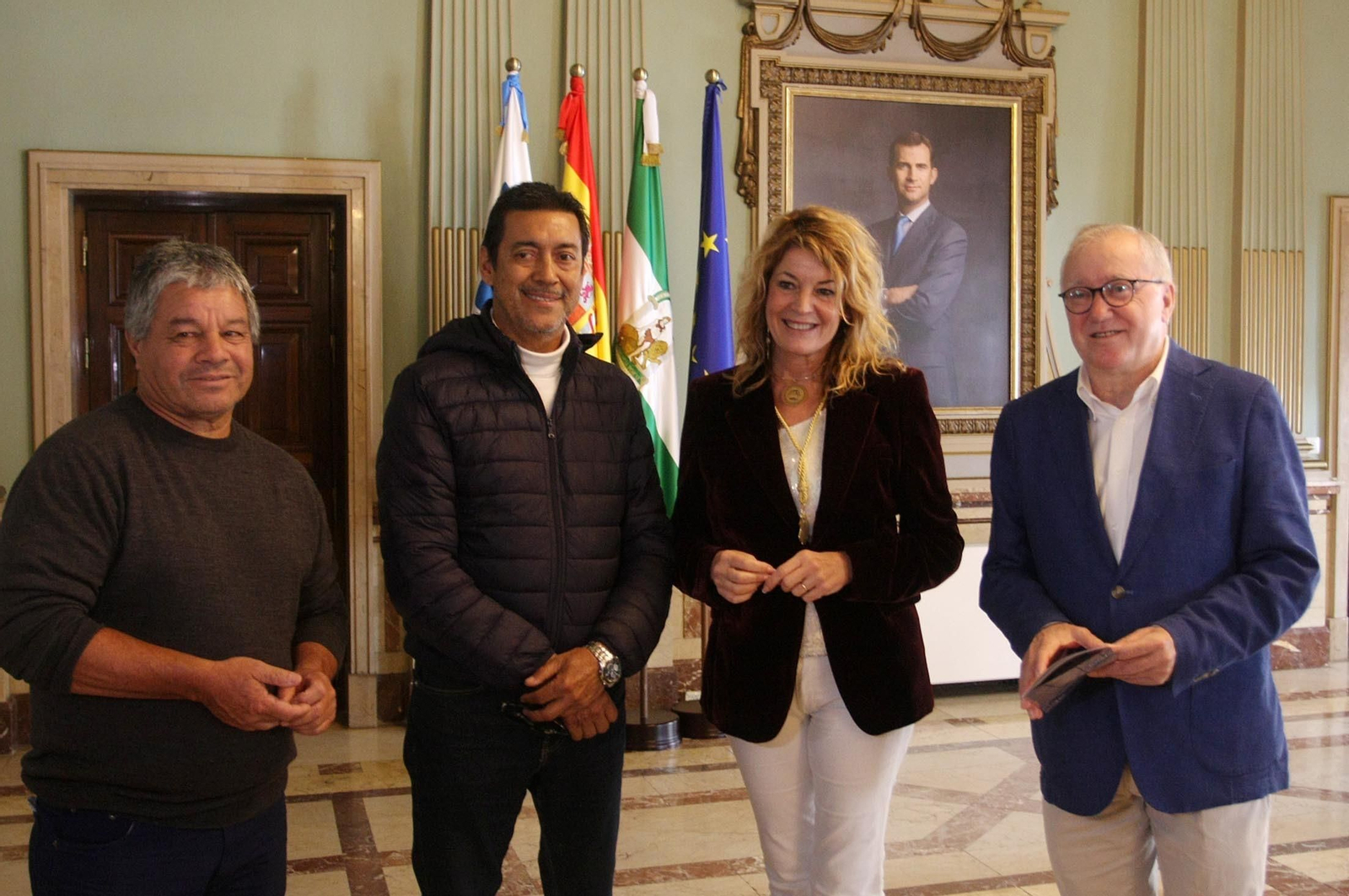 Imágenes de Luzardo y Alzugaray en su recepción en el Ayuntamiento de Huelva